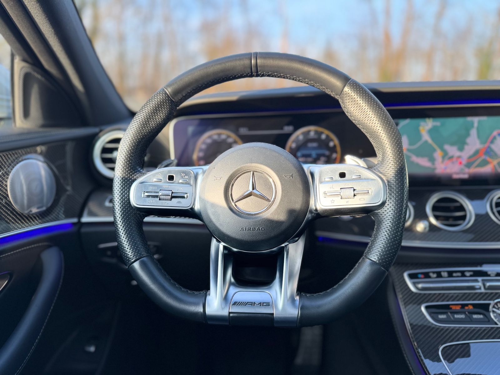 Fahrzeugabbildung Mercedes-Benz E 63S 4M T*PERFORMANCE-SITZE*CARBON*BURMESTER*