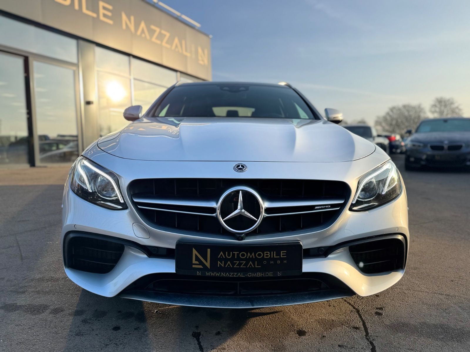 Fahrzeugabbildung Mercedes-Benz E 63S 4M T*PERFORMANCE-SITZE*CARBON*BURMESTER*