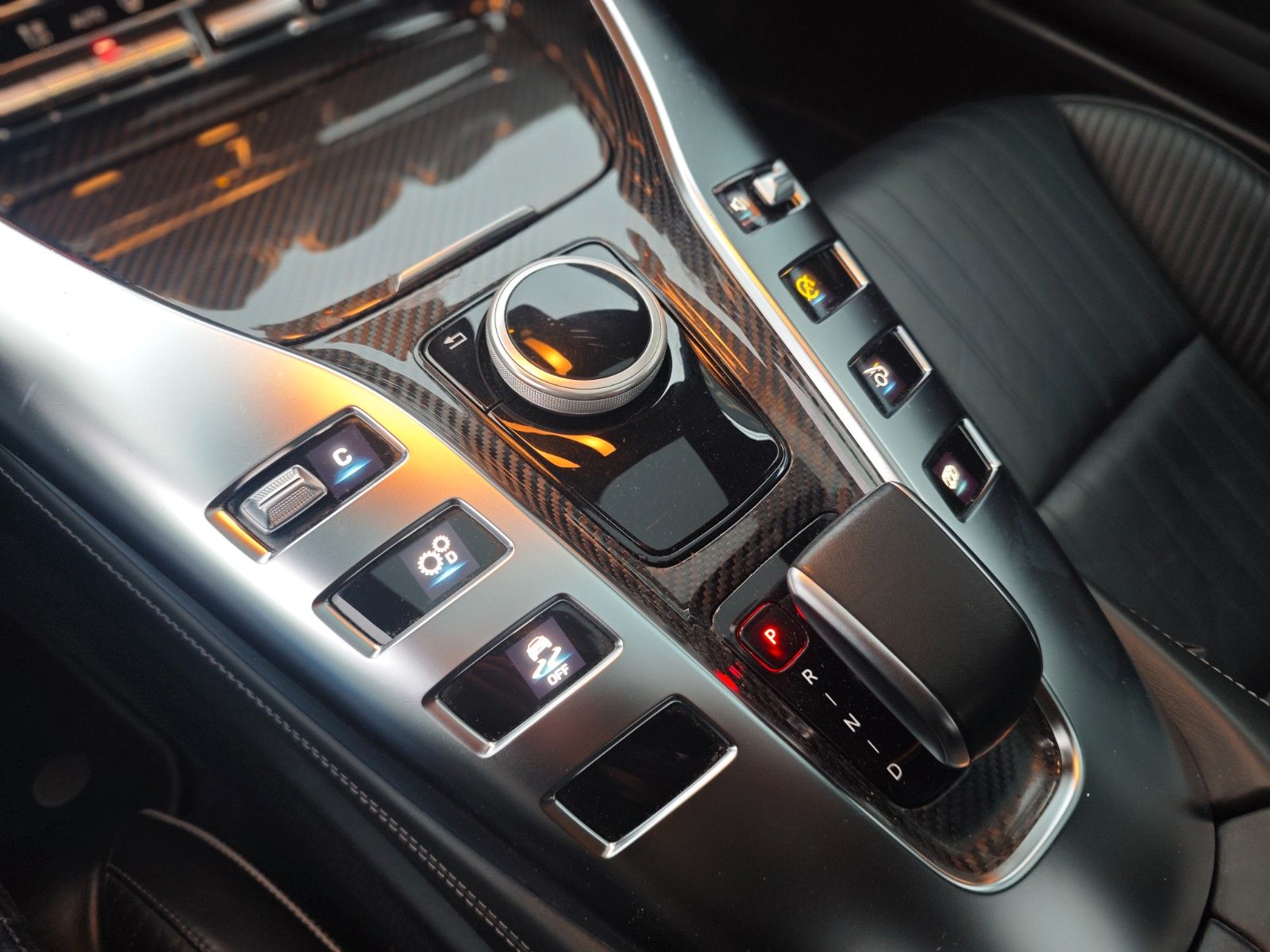 Fahrzeugabbildung Mercedes-Benz AMG GT COUPE*PANORAMA*BURMESTER*CARBON*