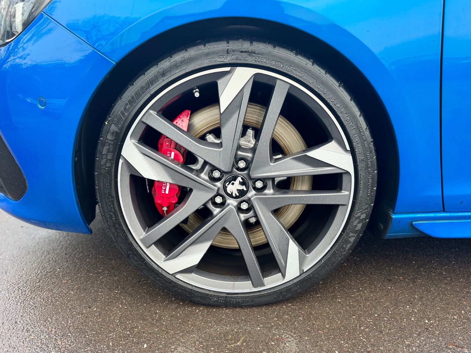 Fahrzeugabbildung Peugeot 308 GTI *VOLL-LED*NAVI*SHZ*R-KAMERA*PANORAMA*