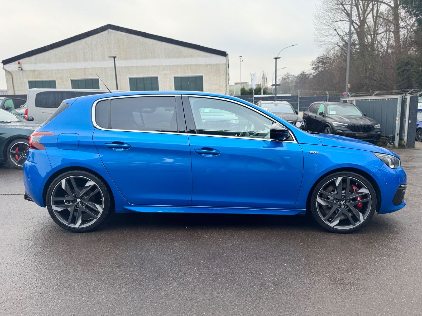 Fahrzeugabbildung Peugeot 308 GTI *VOLL-LED*NAVI*SHZ*R-KAMERA*PANORAMA*