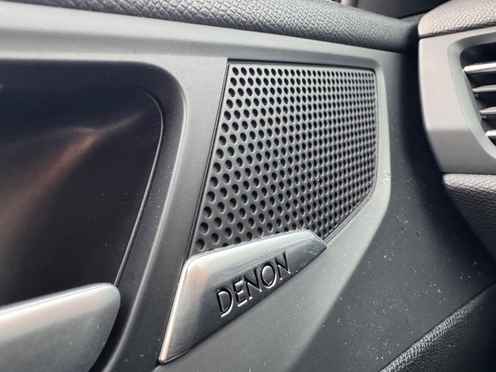 Fahrzeugabbildung Peugeot 308 GTI *VOLL-LED*NAVI*SHZ*R-KAMERA*PANORAMA*