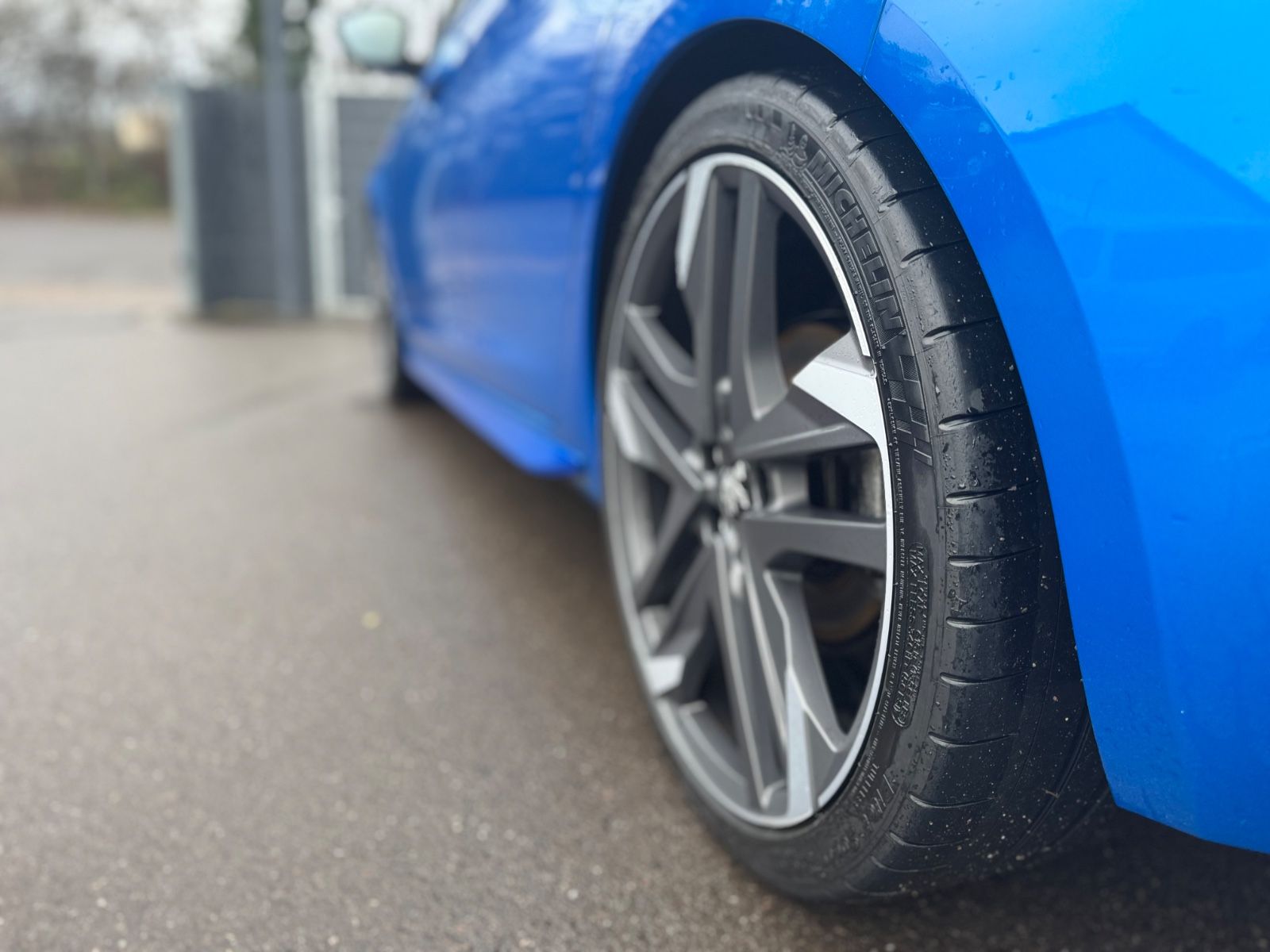 Fahrzeugabbildung Peugeot 308 GTI *VOLL-LED*NAVI*SHZ*R-KAMERA*PANORAMA*