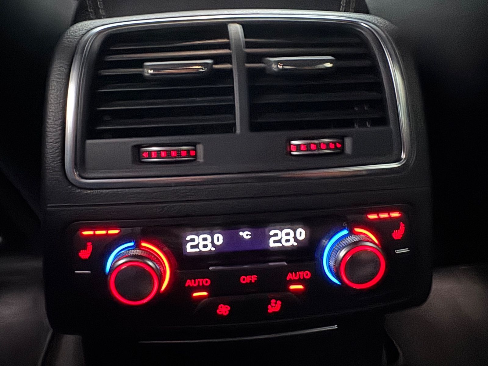 Fahrzeugabbildung Audi S7 SPORTBACK 4.0 TFSI*MATRIX*BOSE*S-SITZE*TOP*