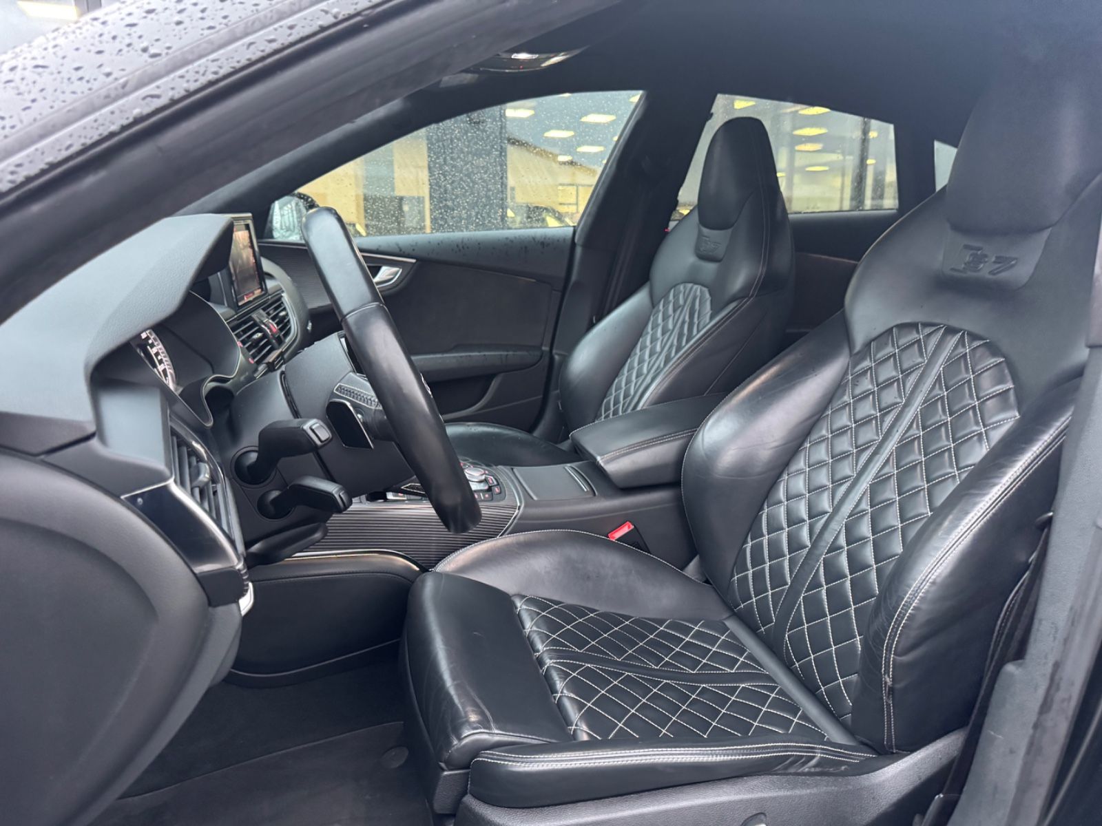 Fahrzeugabbildung Audi S7 SPORTBACK 4.0 TFSI*MATRIX*BOSE*S-SITZE*TOP*