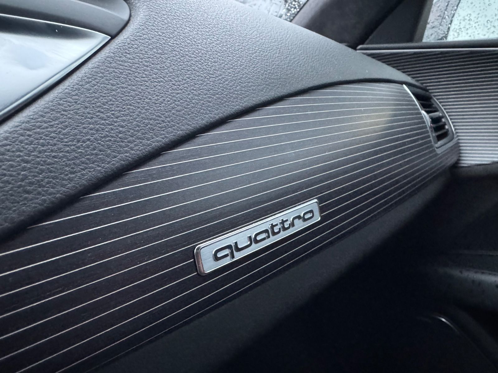 Fahrzeugabbildung Audi S7 SPORTBACK 4.0 TFSI*MATRIX*BOSE*S-SITZE*TOP*