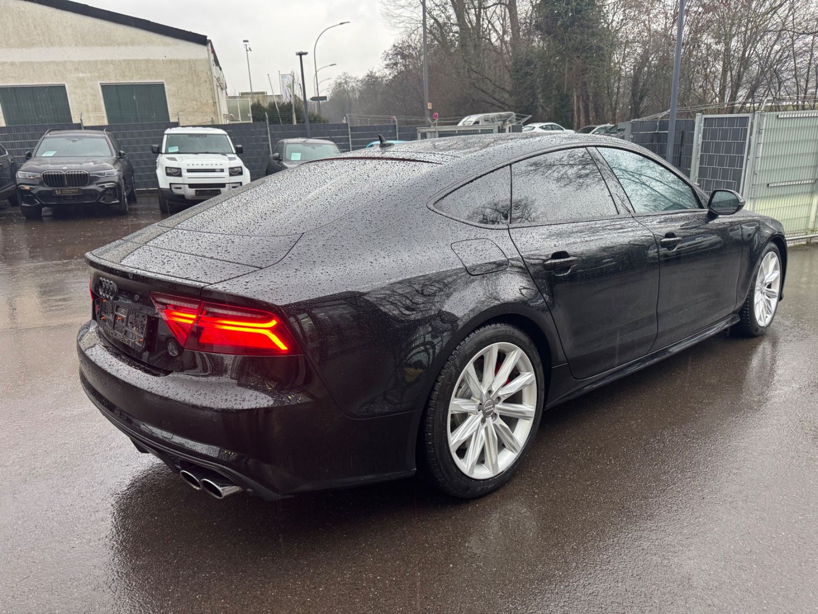 Fahrzeugabbildung Audi S7 SPORTBACK 4.0 TFSI*MATRIX*BOSE*S-SITZE*TOP*