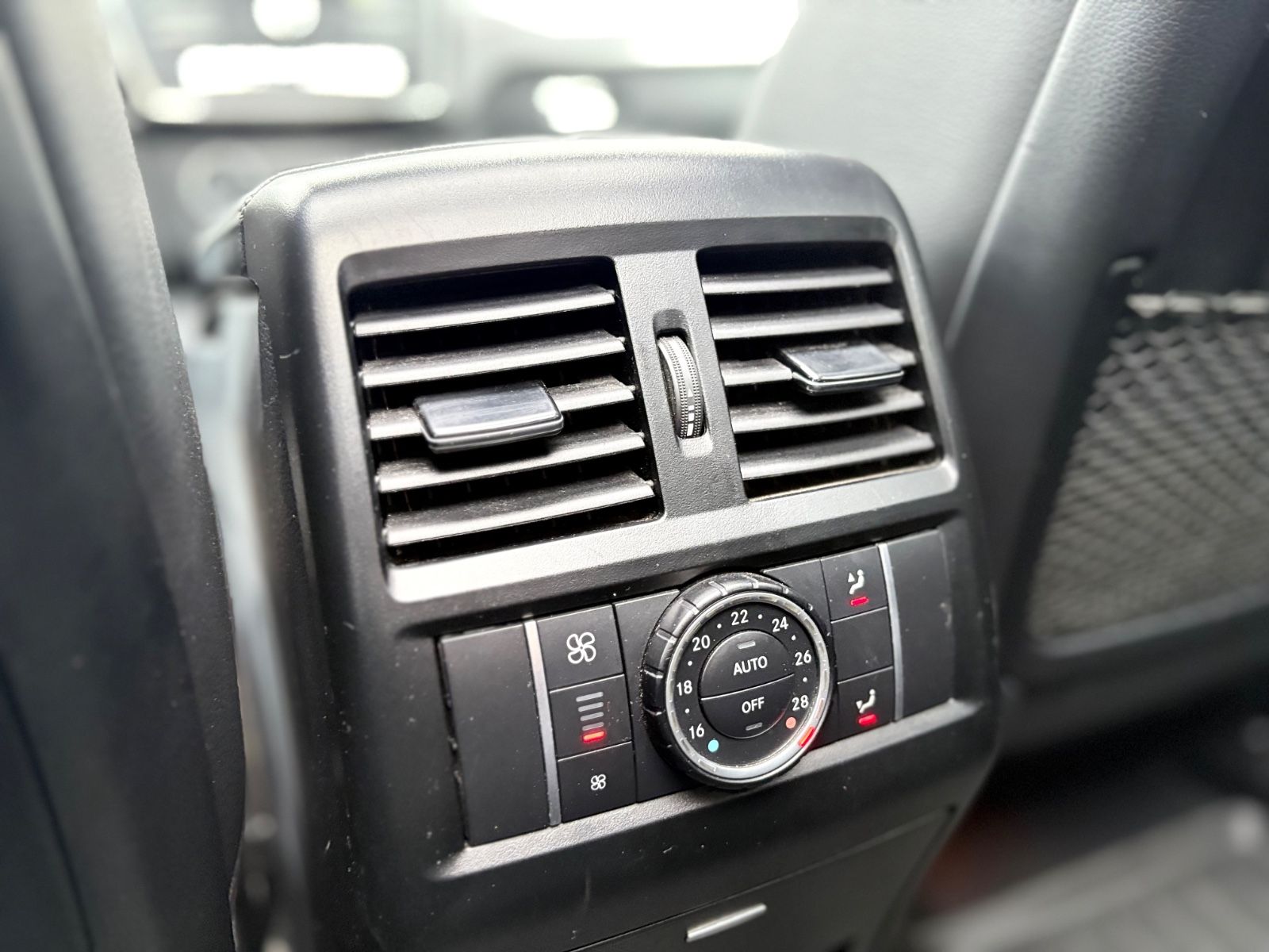 Fahrzeugabbildung Mercedes-Benz GLE 43 AMG 4MATIC* KAMERA*AHK*21 Z.*KEYLESS*PANO