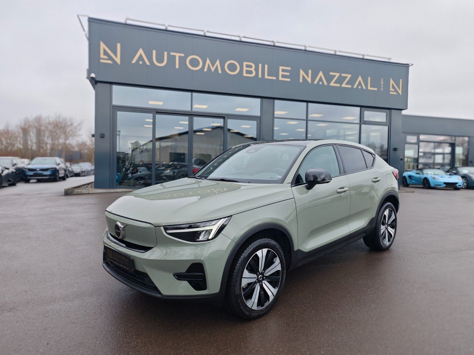 Volvo C40 CORE RECHARGE*SAGE GREEN*LED*AVAS*PANO*TOP