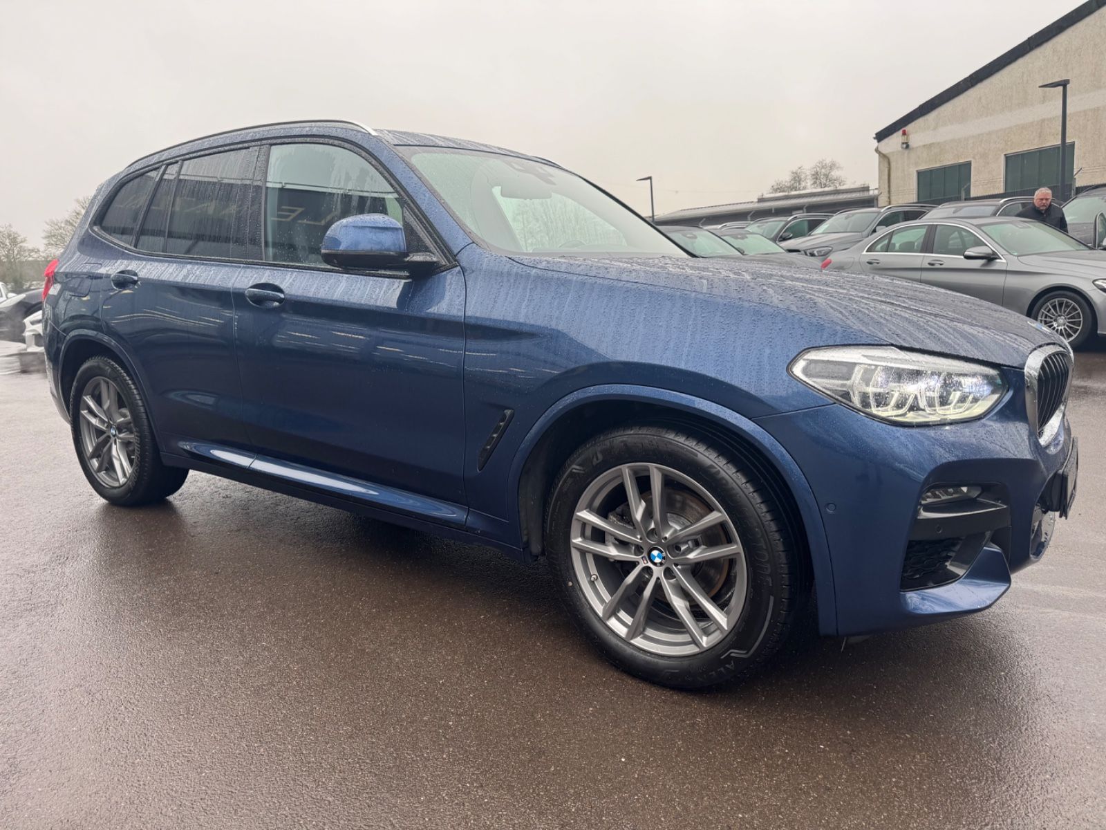 Fahrzeugabbildung BMW X3 xDRIVE 20 d M SPORT*LED*NAVI*HEAD-UP*360°*