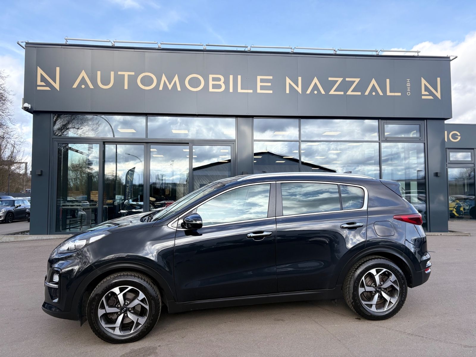 Fahrzeugabbildung Kia SPORTAGE*AUT*LEDER*WINTERPAKET*2.HD*KAMERA*TOP