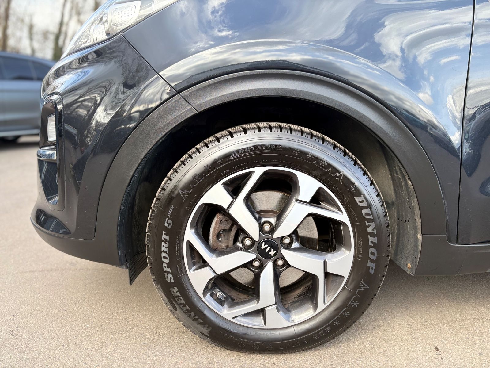 Fahrzeugabbildung Kia SPORTAGE*AUT*LEDER*WINTERPAKET*2.HD*KAMERA*TOP