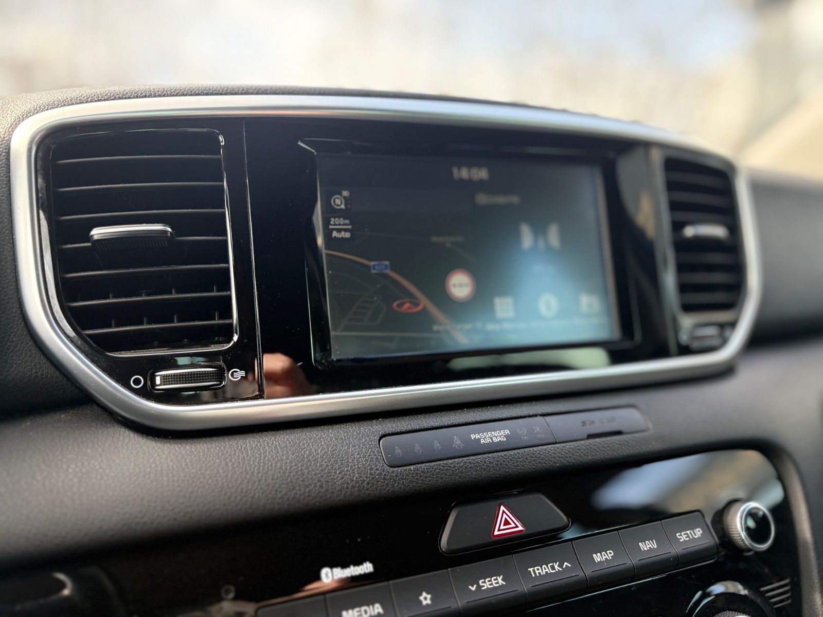 Fahrzeugabbildung Kia SPORTAGE*AUT*LEDER*WINTERPAKET*2.HD*KAMERA*TOP