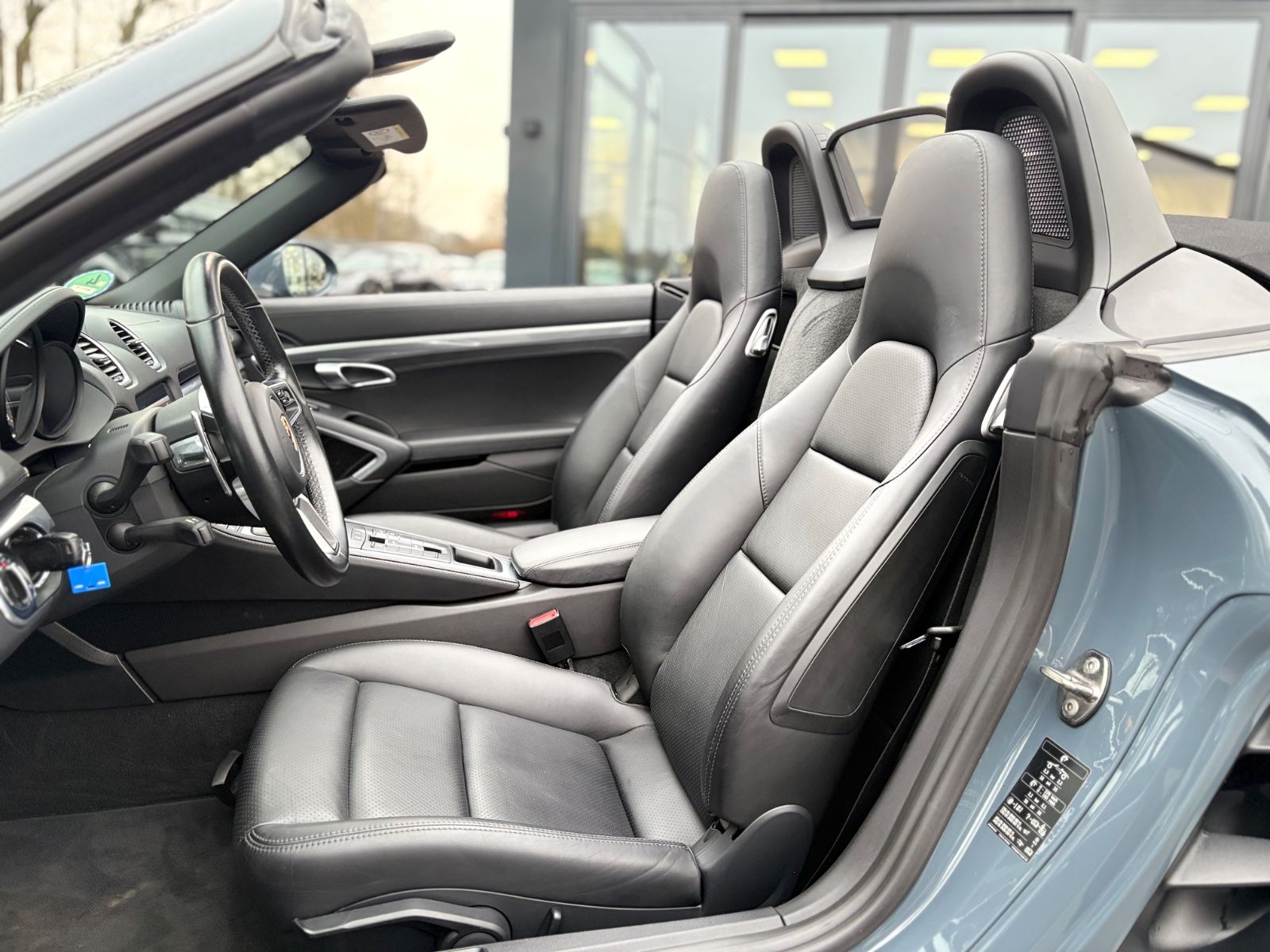 Fahrzeugabbildung Porsche BOXSTER S 718*AUT.*CHRONO*UNFALLFREI*20.ZOLL*