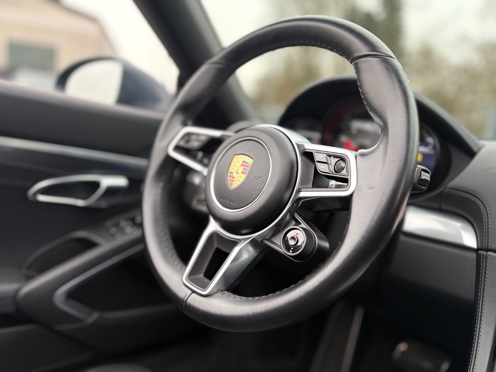 Fahrzeugabbildung Porsche BOXSTER S 718*AUT.*CHRONO*UNFALLFREI*20.ZOLL*