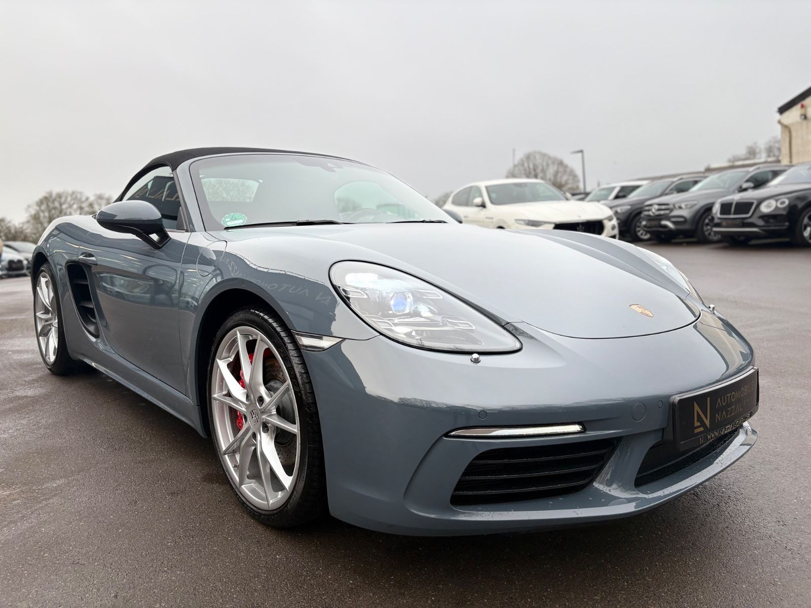 Fahrzeugabbildung Porsche BOXSTER S 718*AUT.*CHRONO*UNFALLFREI*20.ZOLL*