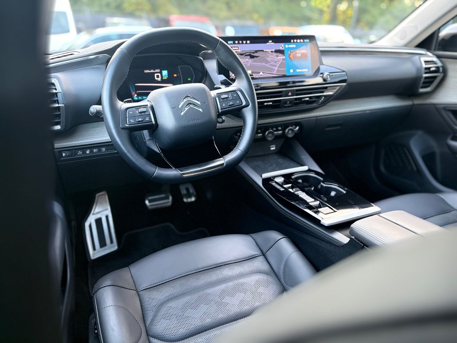 Fahrzeugabbildung Citroën C5 X SHINE PACK HYBRID *KAMERA*LEDER*NAVI*