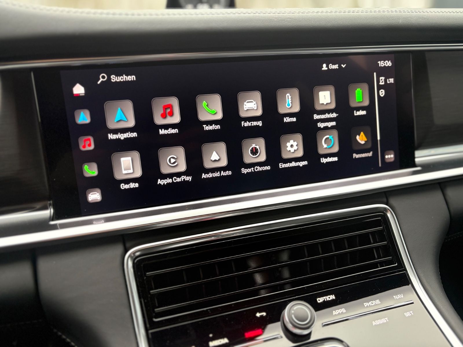 Fahrzeugabbildung Porsche PANAMERA 4 S E-HYBRID *FACEL.*HEAD*APPROVED11/26