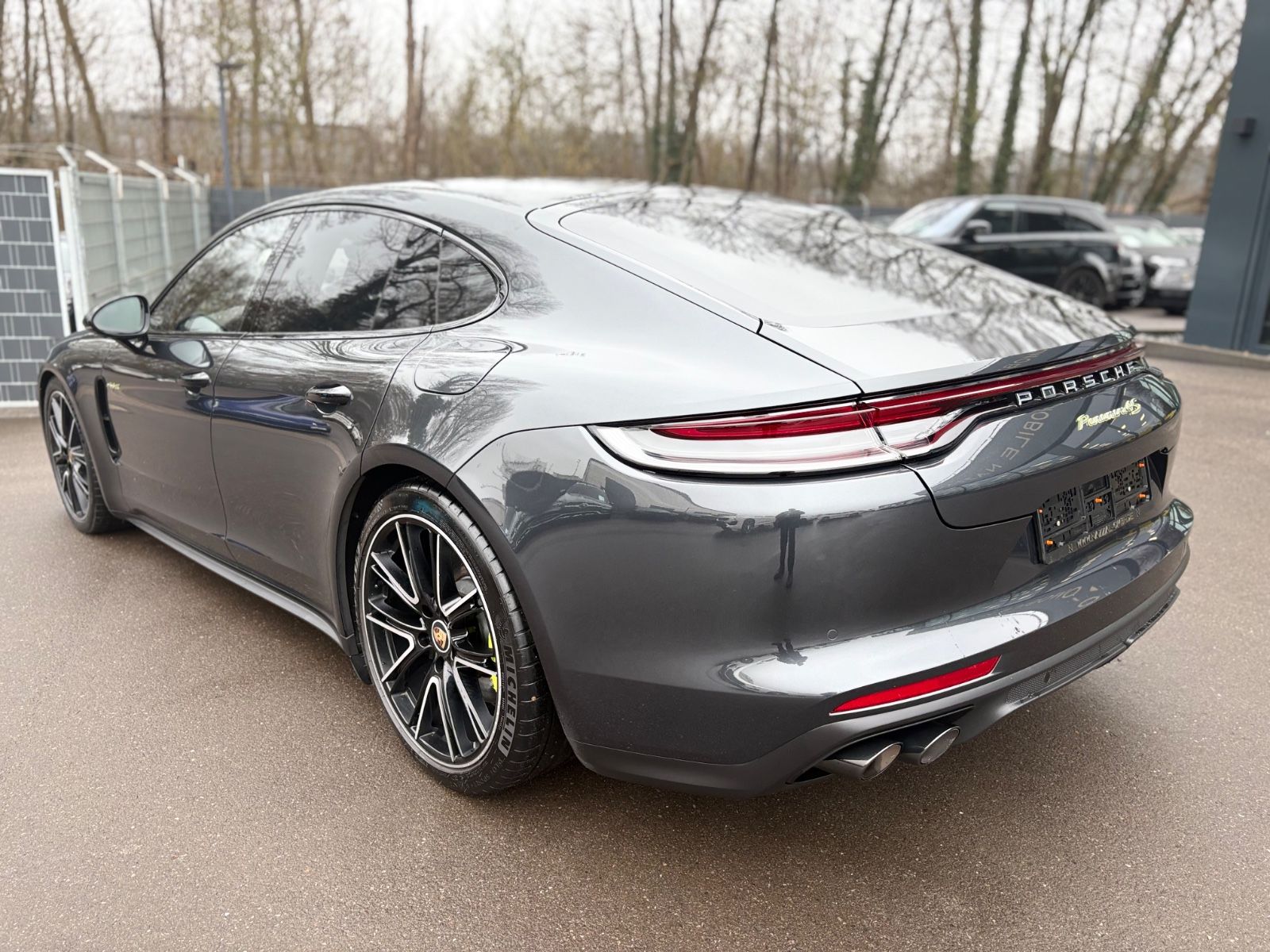 Fahrzeugabbildung Porsche PANAMERA 4 S E-HYBRID *FACEL.*HEAD*APPROVED11/26