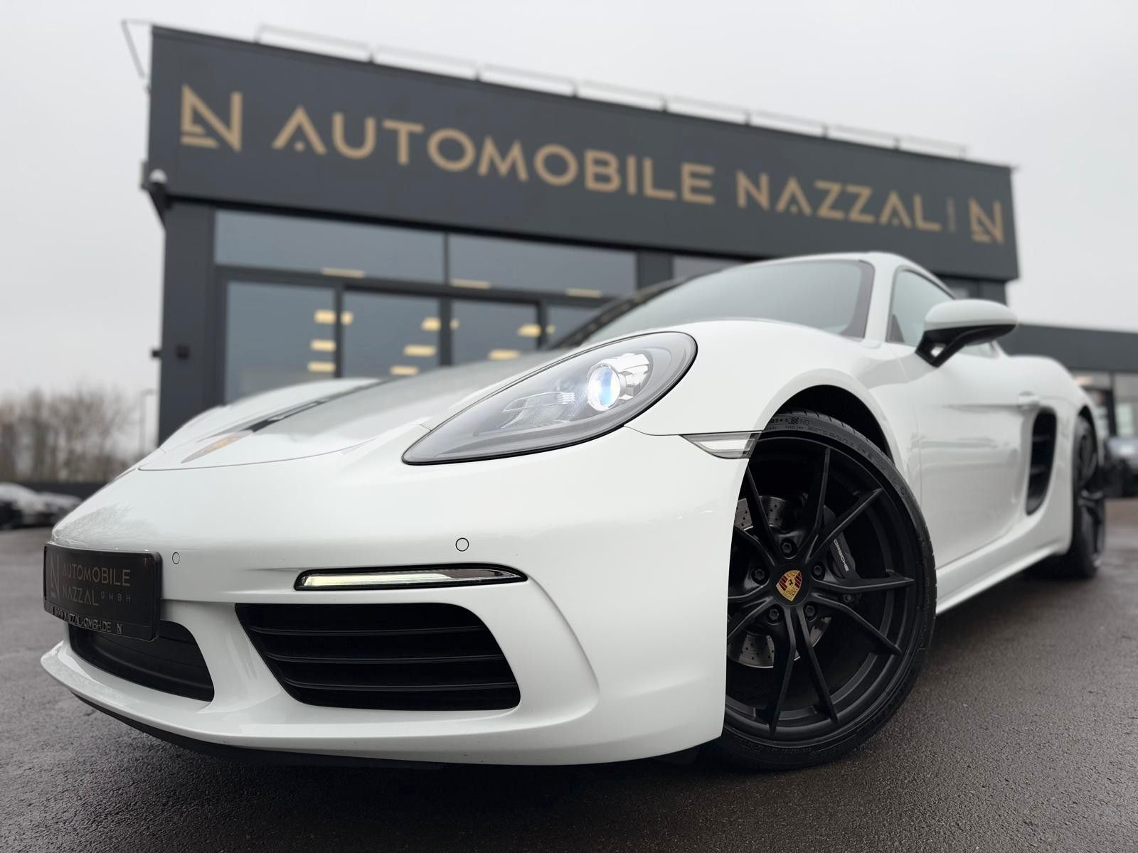 Fahrzeugabbildung Porsche CAYMAN 718*SCHALTER*BOSE*PASM*20.ZOLL*