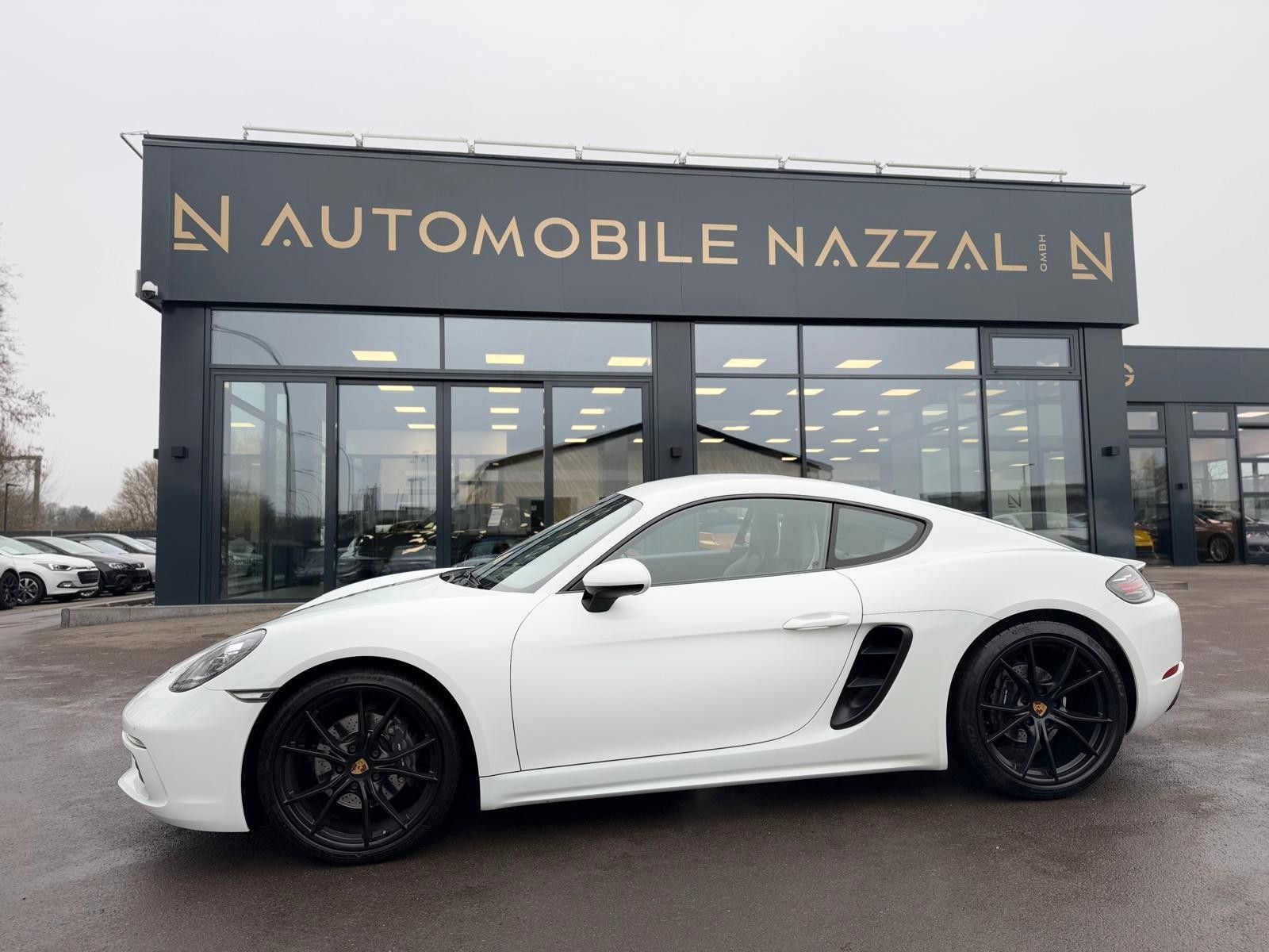 Fahrzeugabbildung Porsche CAYMAN 718*SCHALTER*BOSE*PASM*20.ZOLL*