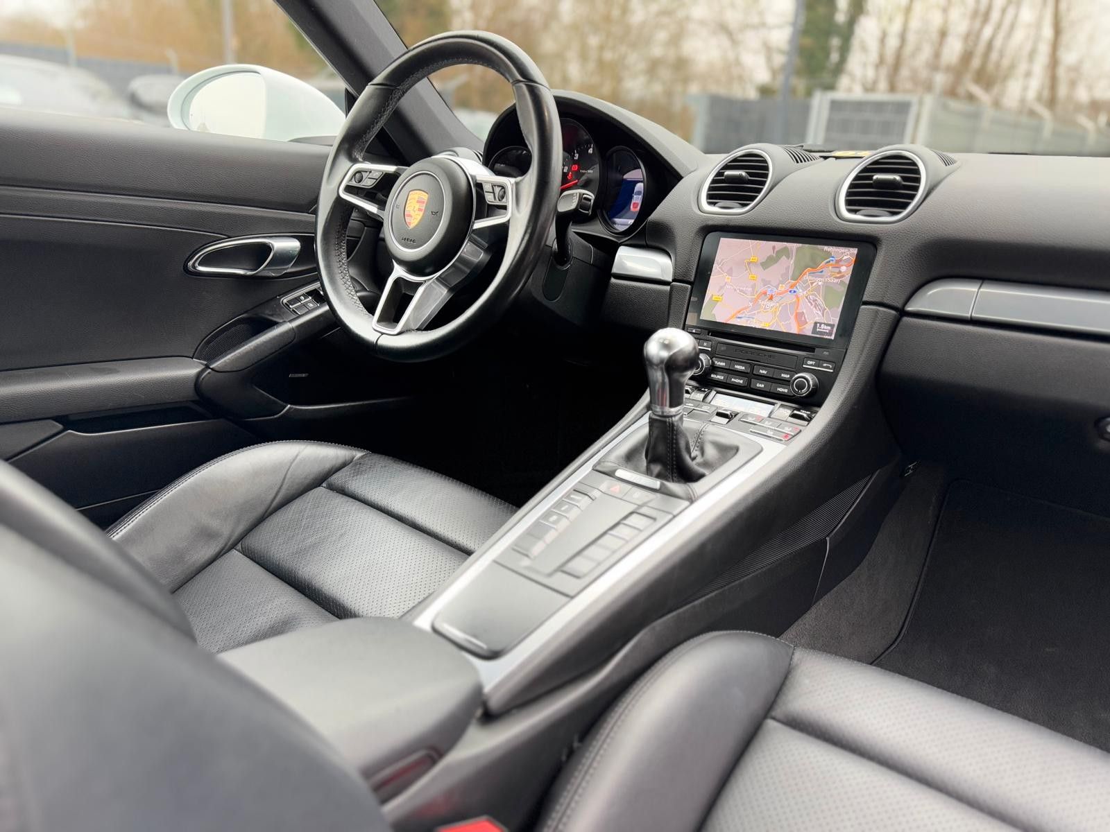 Fahrzeugabbildung Porsche CAYMAN 718*SCHALTER*BOSE*PASM*20.ZOLL*