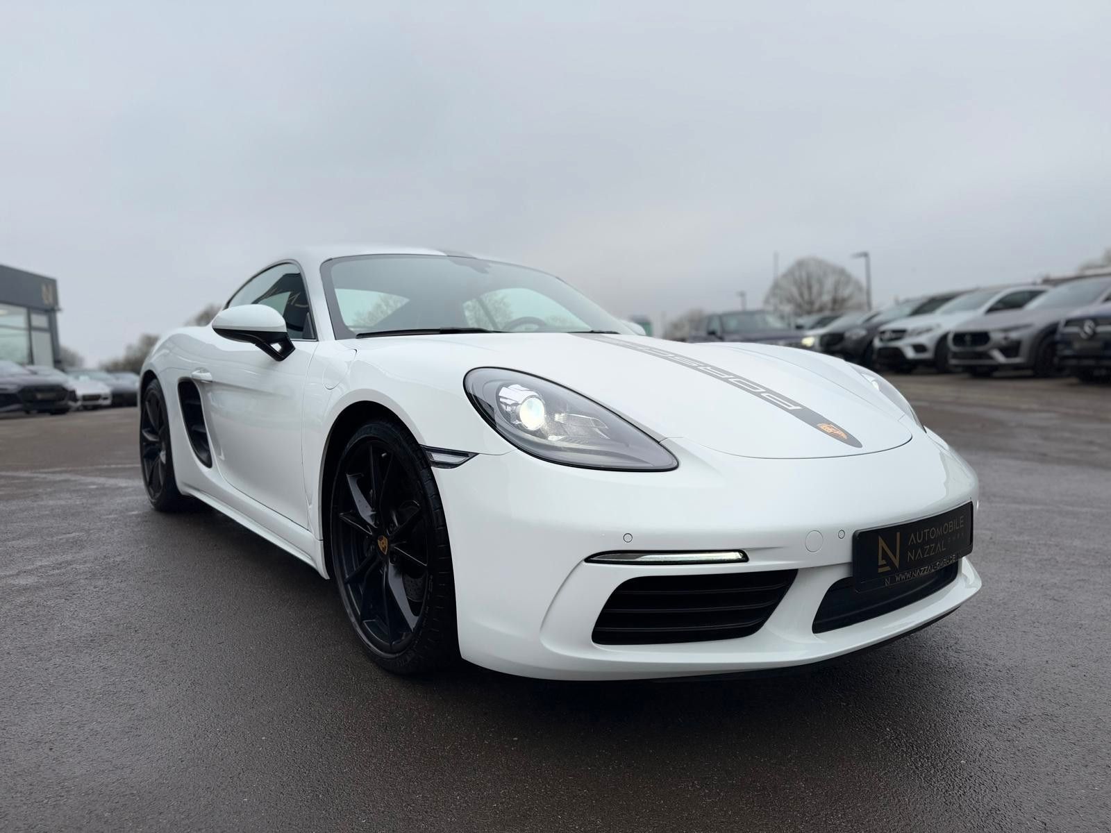 Fahrzeugabbildung Porsche CAYMAN 718*SCHALTER*BOSE*PASM*20.ZOLL*