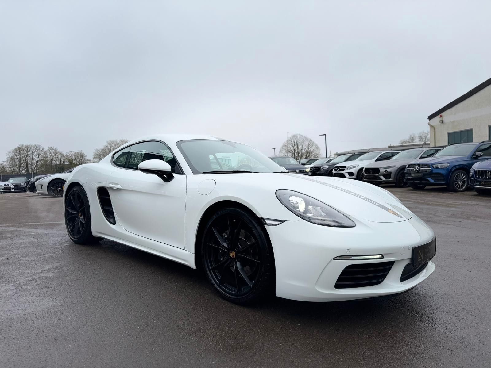 Fahrzeugabbildung Porsche CAYMAN 718*SCHALTER*BOSE*PASM*20.ZOLL*