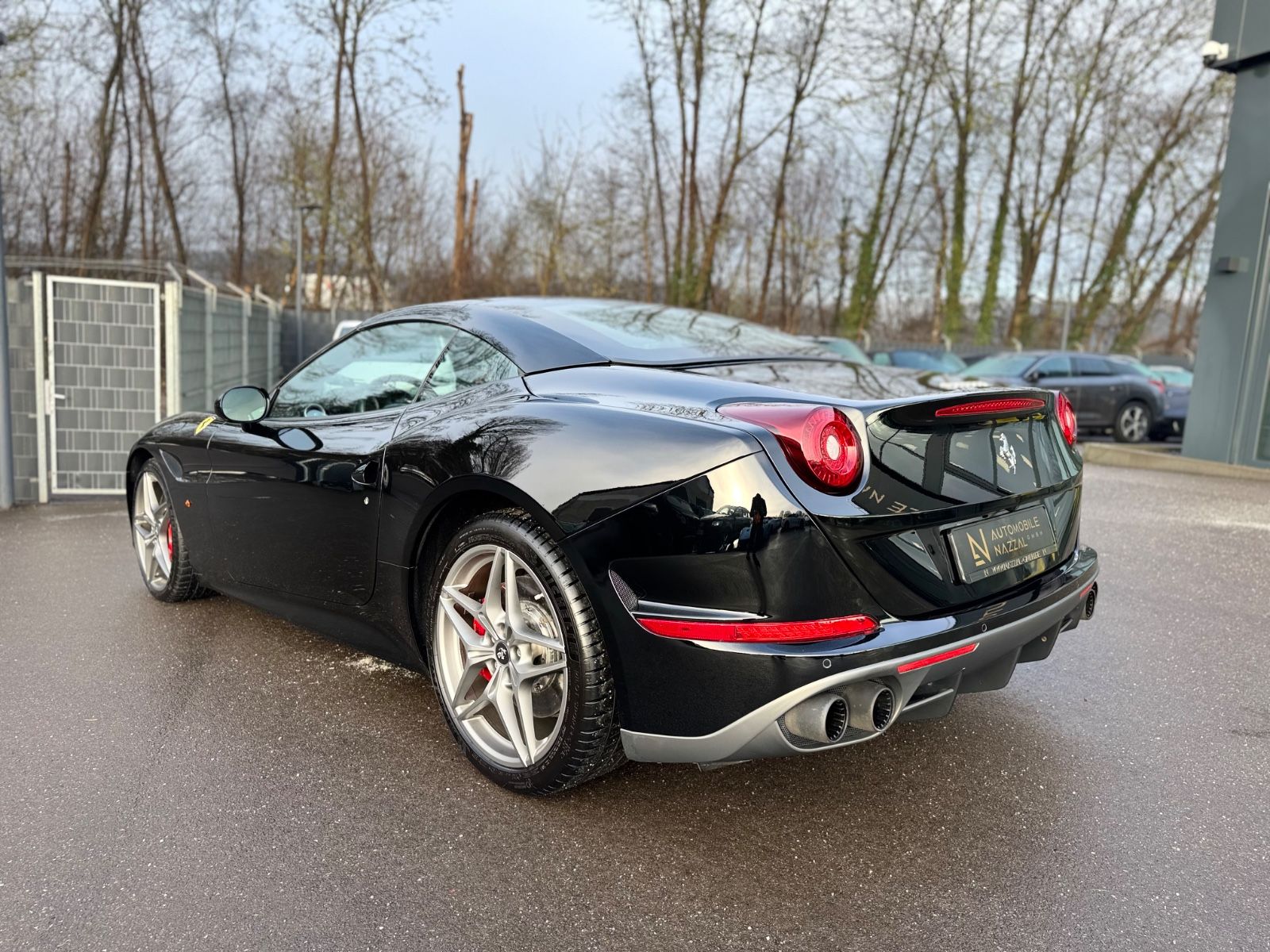 Fahrzeugabbildung Ferrari CALIFORNIA T V8*CARBON*POWER-GARANTIE*KERAMIK*