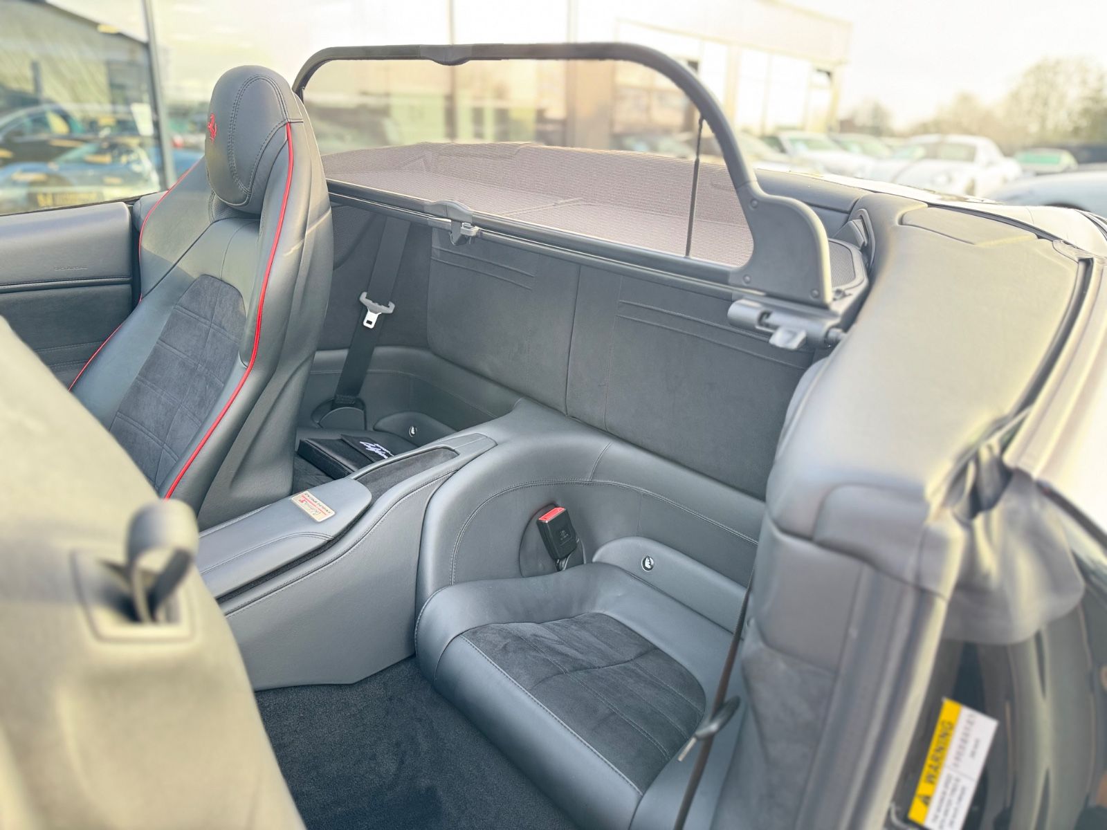 Fahrzeugabbildung Ferrari CALIFORNIA T V8*CARBON*POWER-GARANTIE*KERAMIK*