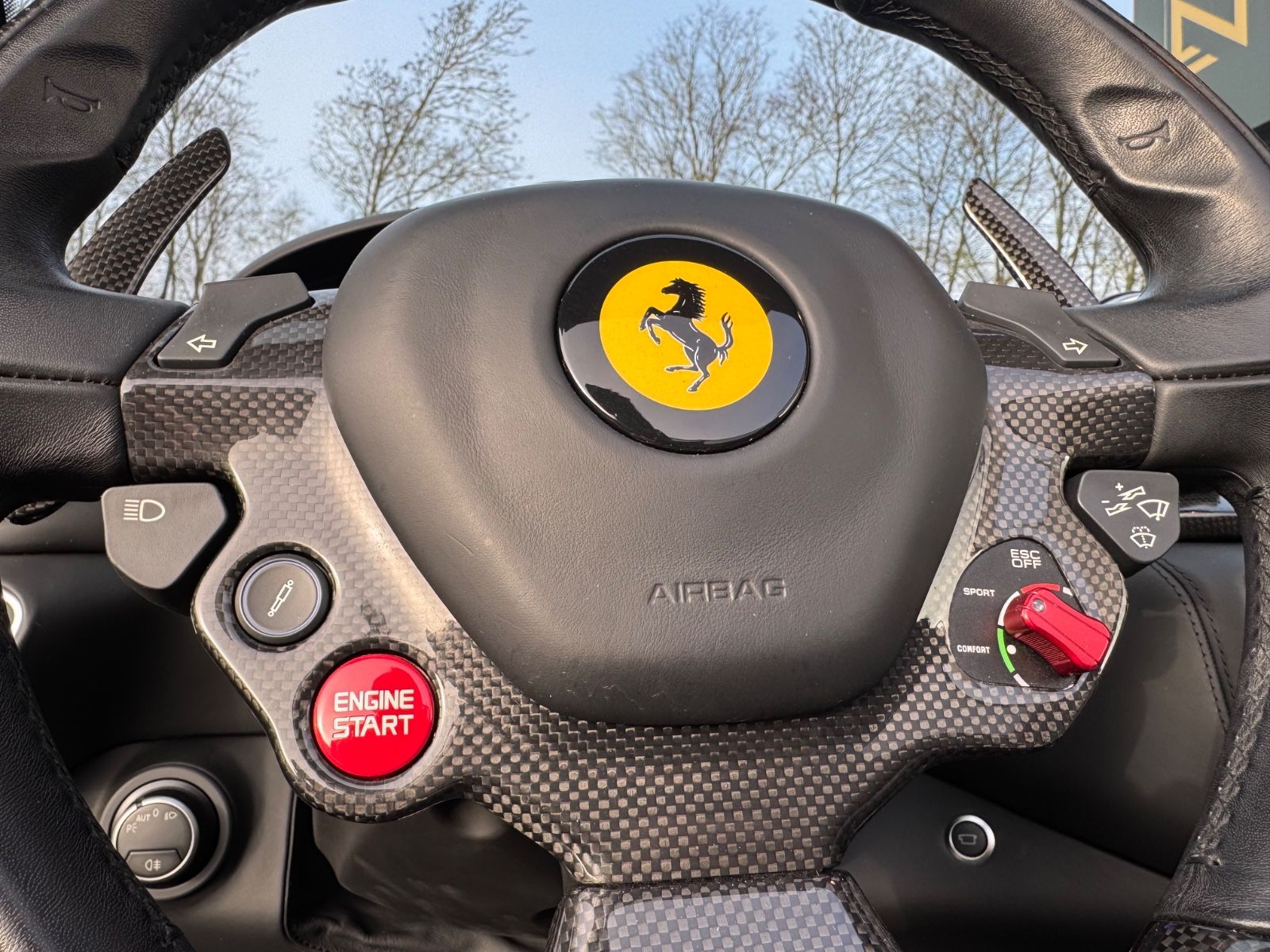 Fahrzeugabbildung Ferrari CALIFORNIA T V8*CARBON*POWER-GARANTIE*KERAMIK*