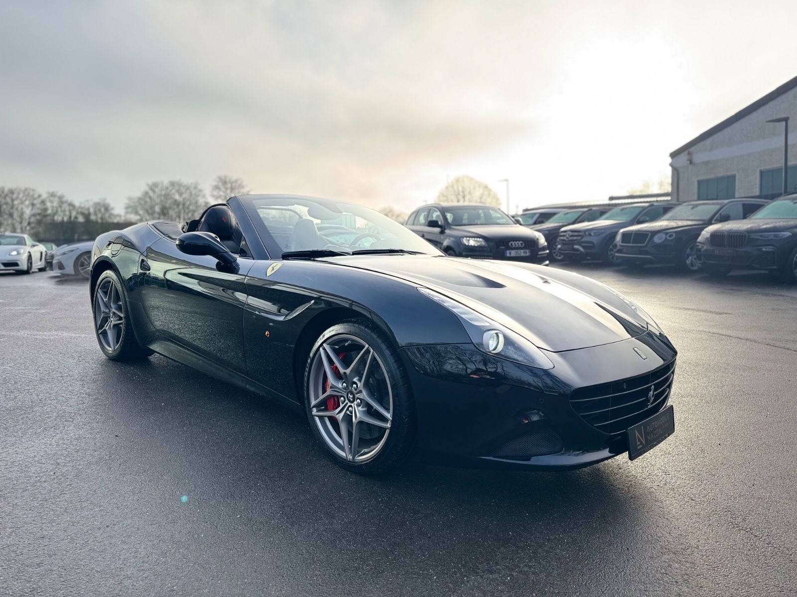 Fahrzeugabbildung Ferrari CALIFORNIA T V8*CARBON*POWER-GARANTIE*KERAMIK*
