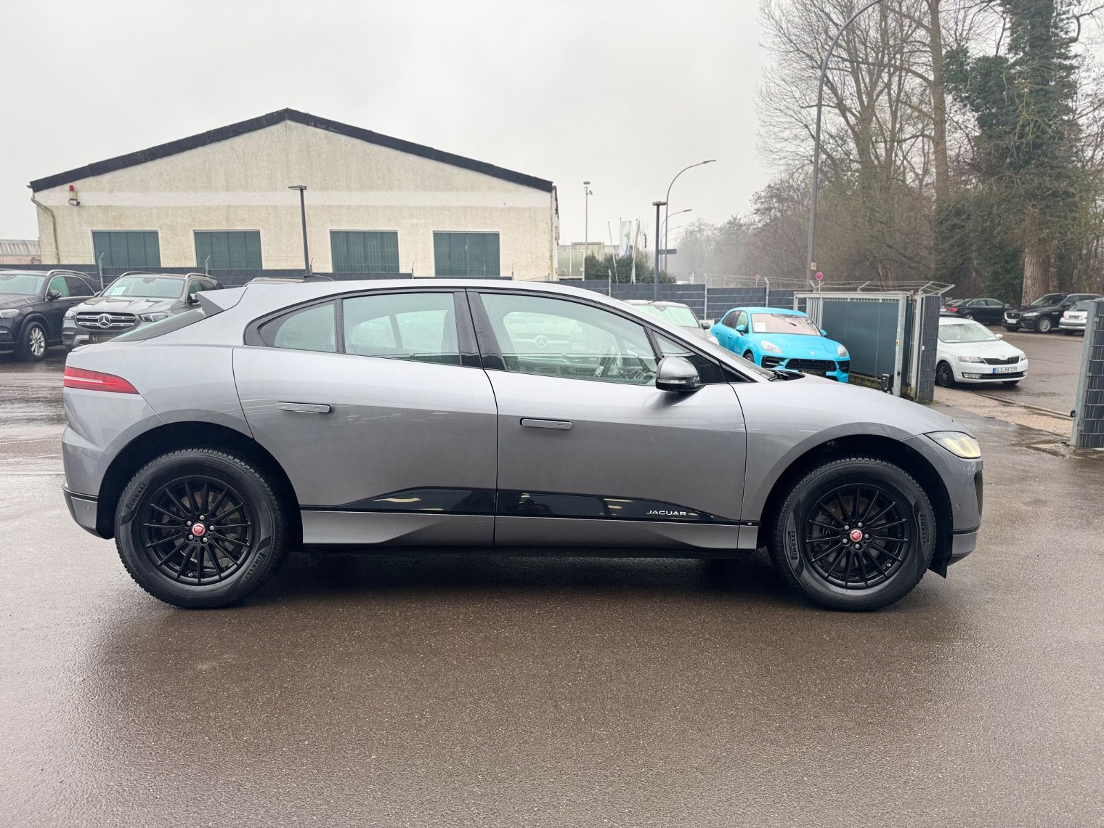 Fahrzeugabbildung Jaguar I-PACE S EV400 AWD BLACK-PACK*CARPLAY*360°*LED*
