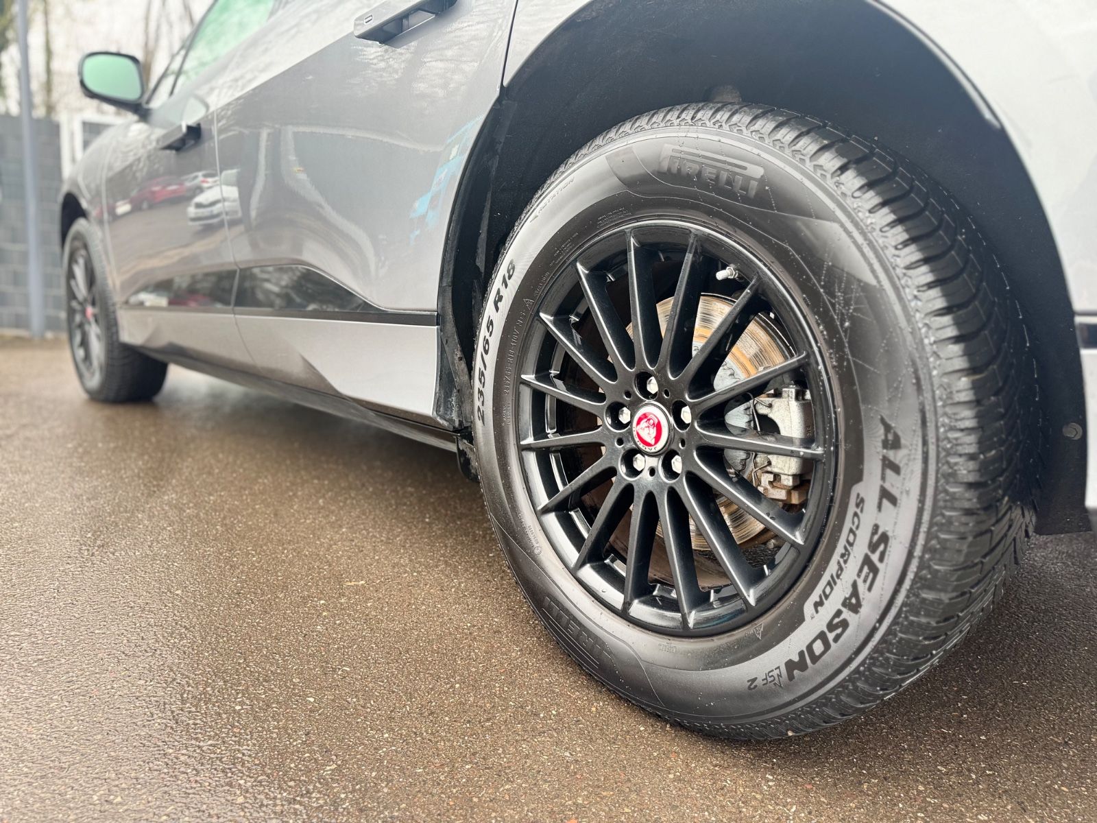 Fahrzeugabbildung Jaguar I-PACE S EV400 AWD BLACK-PACK*CARPLAY*360°*LED*