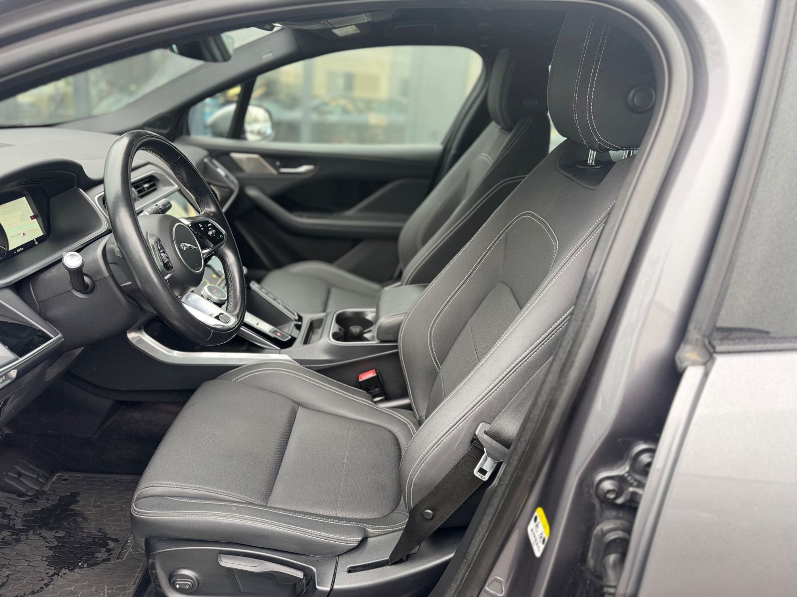 Fahrzeugabbildung Jaguar I-PACE S EV400 AWD BLACK-PACK*CARPLAY*360°*LED*