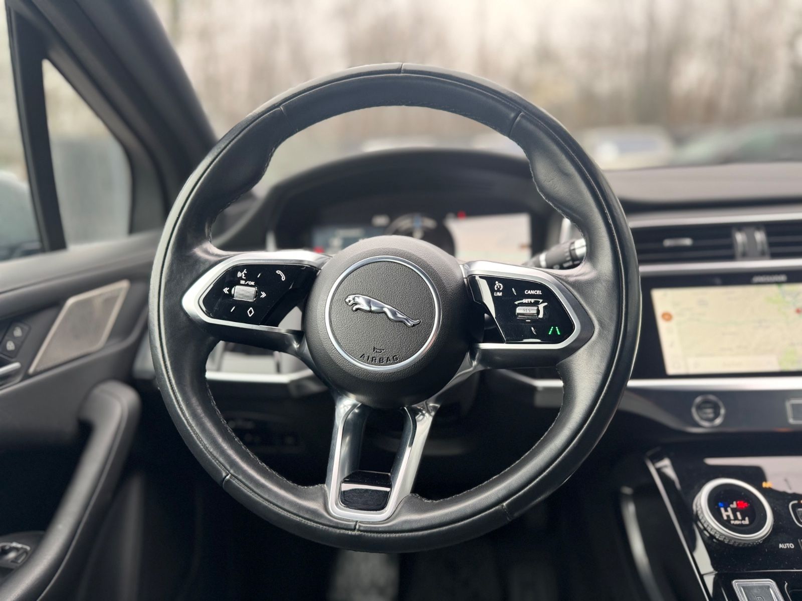 Fahrzeugabbildung Jaguar I-PACE S EV400 AWD BLACK-PACK*CARPLAY*360°*LED*