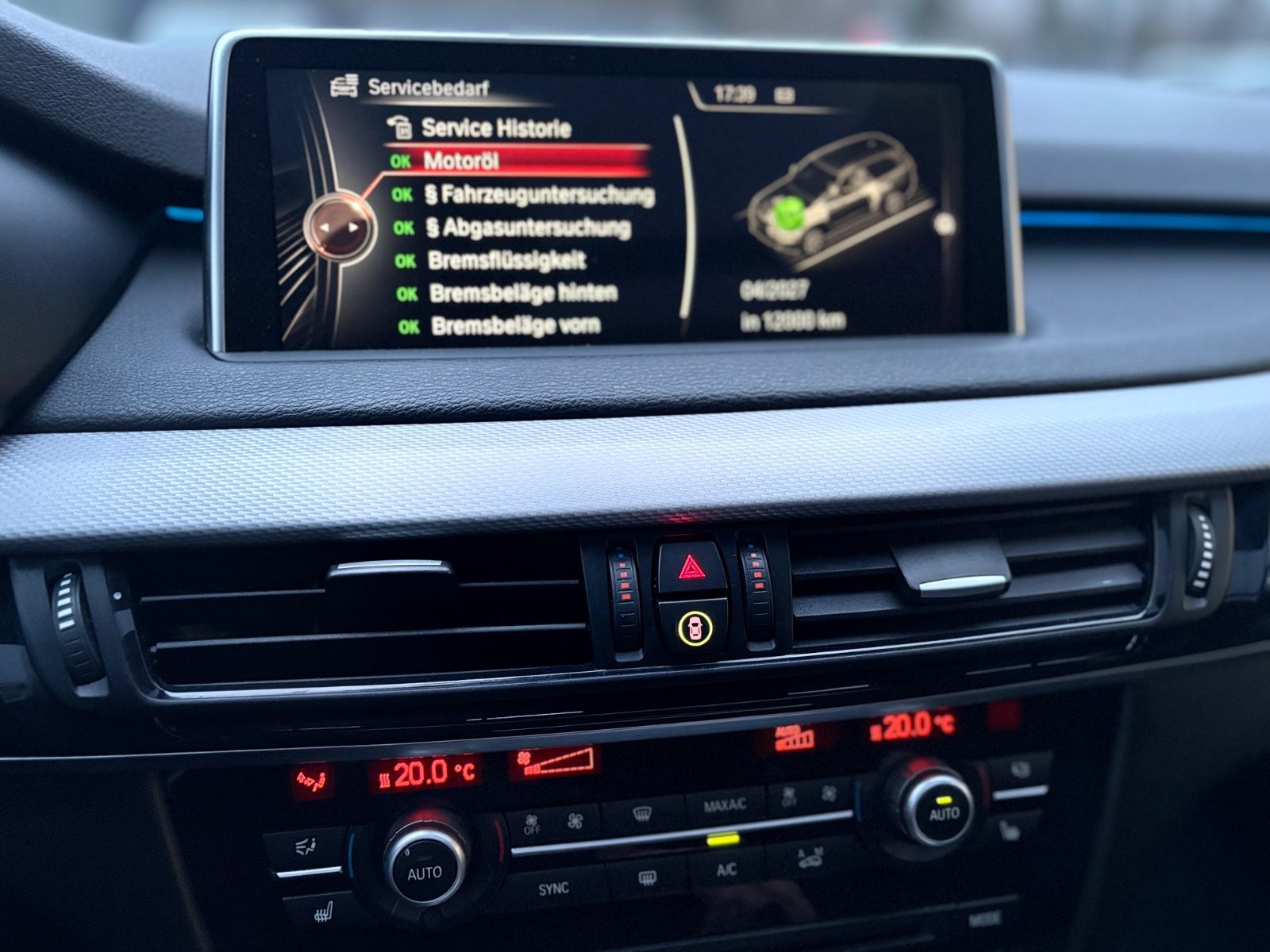 Fahrzeugabbildung BMW X5 xDRIVE 40d*M-SPORT*PANORAMA*KAMERA*