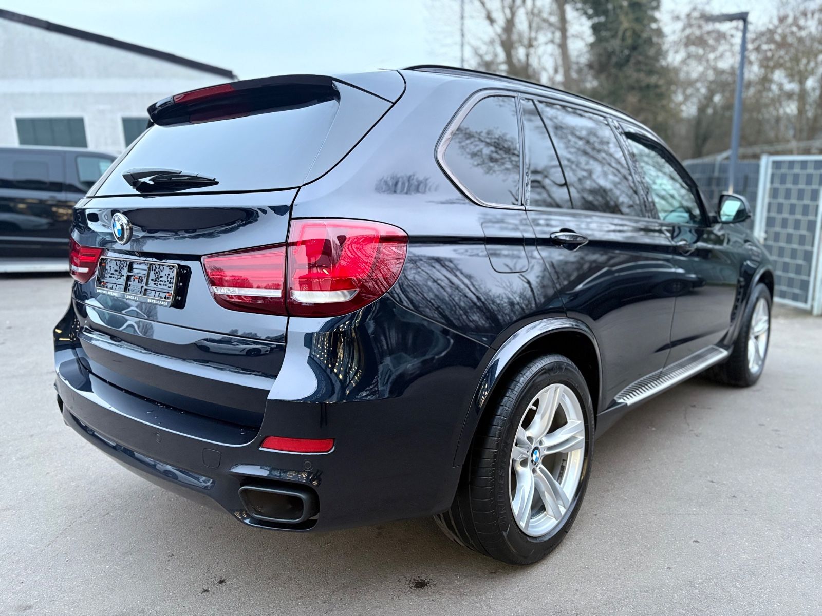 Fahrzeugabbildung BMW X5 xDRIVE 40d*M-SPORT*PANORAMA*KAMERA*