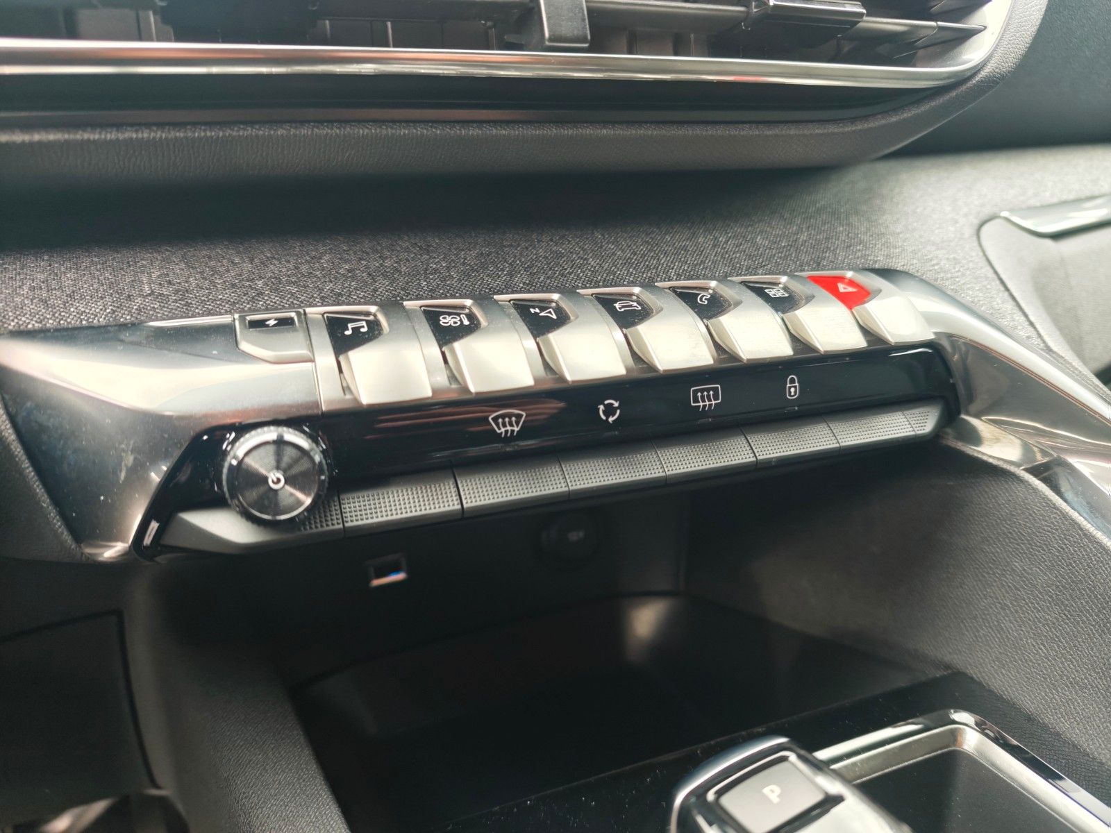 Fahrzeugabbildung Peugeot 3008 HYBRID 225 PLUG IN HYBRID*ALLURE*1.HD*LED*