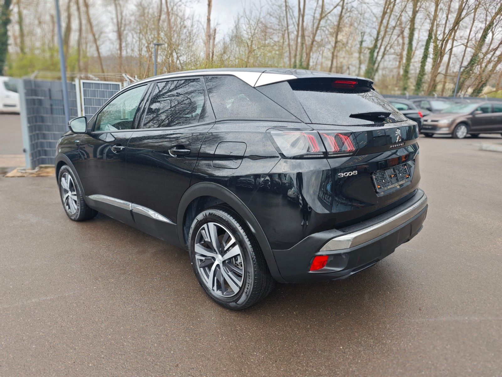 Fahrzeugabbildung Peugeot 3008 HYBRID 225 PLUG IN HYBRID*ALLURE*1.HD*LED*