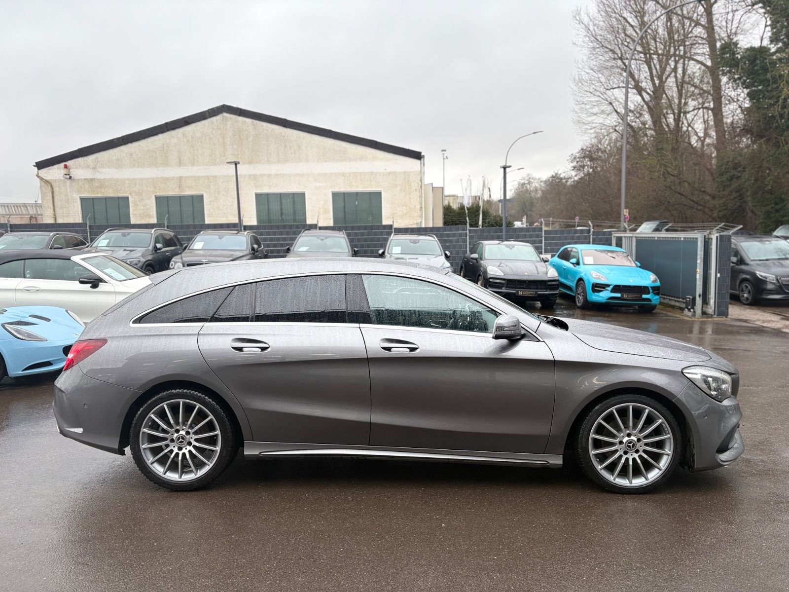 Fahrzeugabbildung Mercedes-Benz CLA 200 SHOOTING BRAKE*AUT*AMG-LINE*PANO*LEDER*