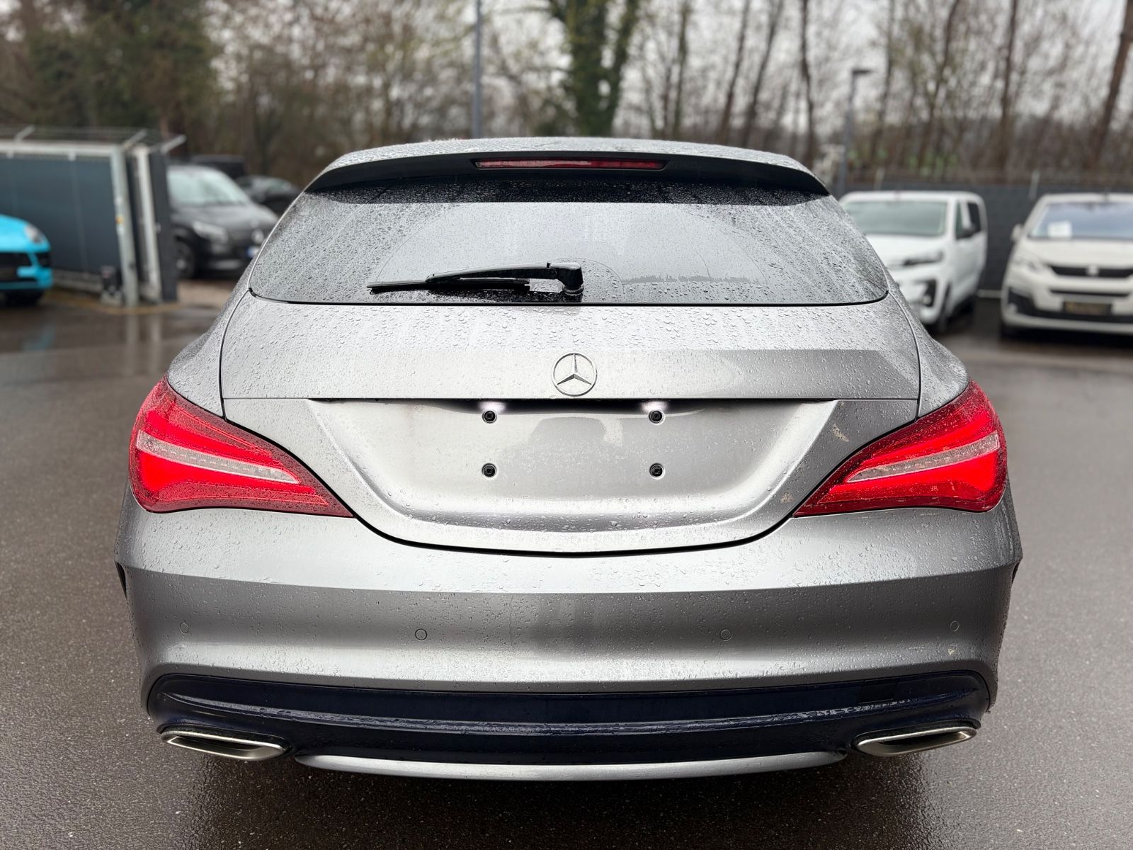 Fahrzeugabbildung Mercedes-Benz CLA 200 SHOOTING BRAKE*AUT*AMG-LINE*PANO*LEDER*