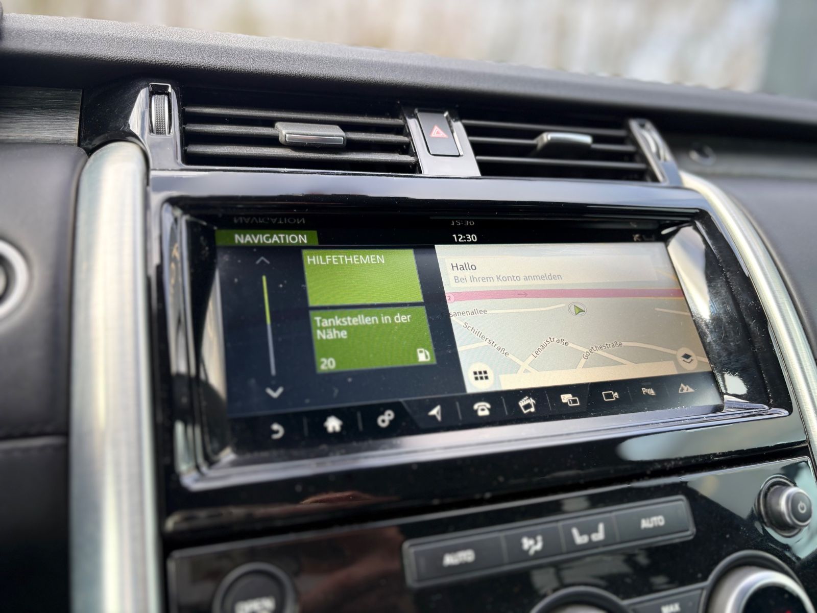 Fahrzeugabbildung Land Rover DISCOVERY 5 HSE Si6*LED*NAVI*LEDER*PANORAMA*