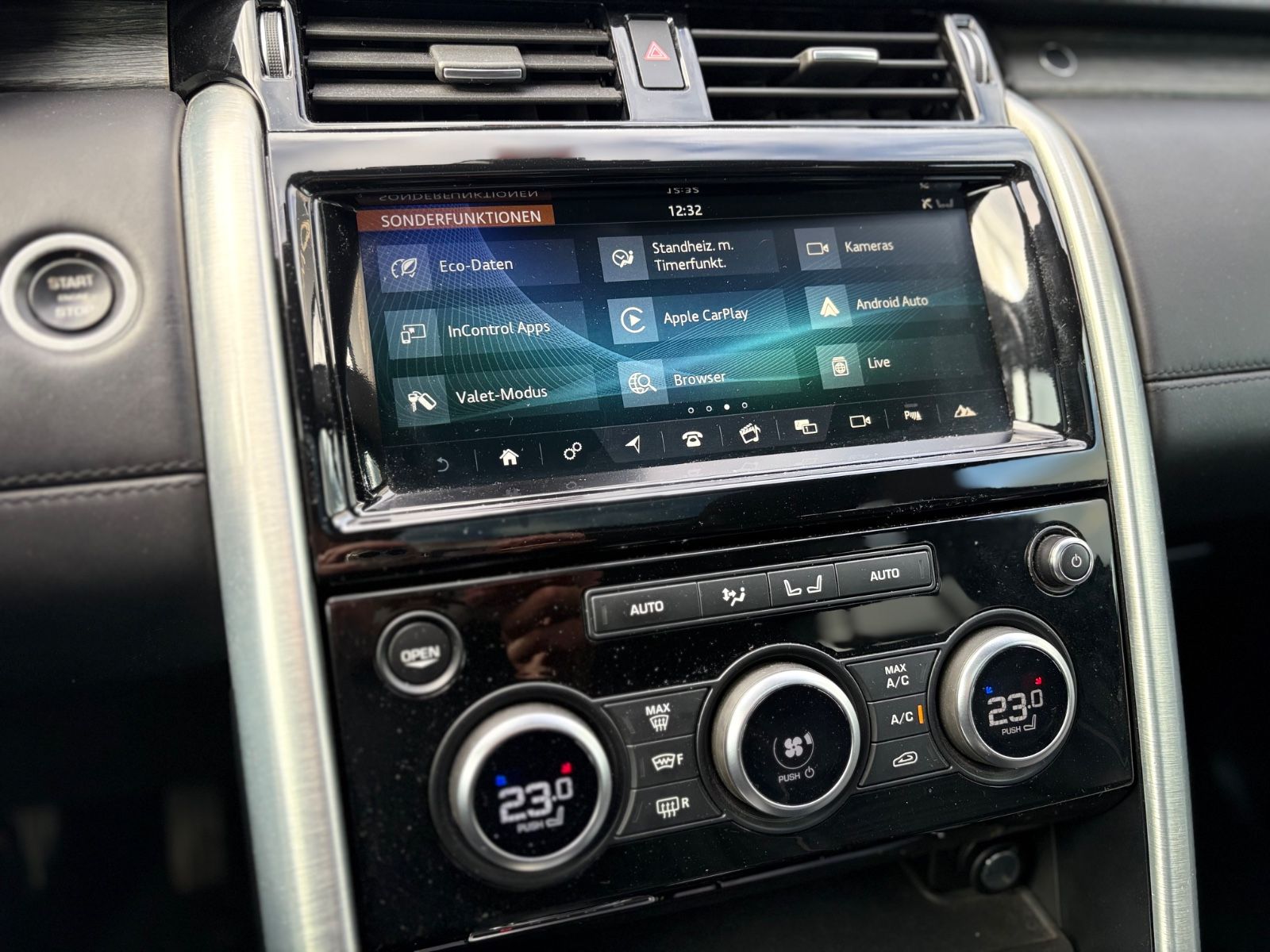 Fahrzeugabbildung Land Rover DISCOVERY 5 HSE Si6*LED*NAVI*LEDER*PANORAMA*