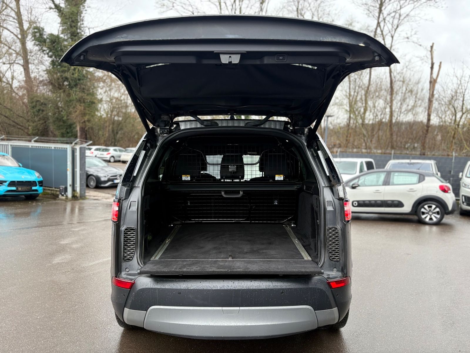 Fahrzeugabbildung Land Rover DISCOVERY 5 HSE Si6*LED*NAVI*LEDER*PANORAMA*