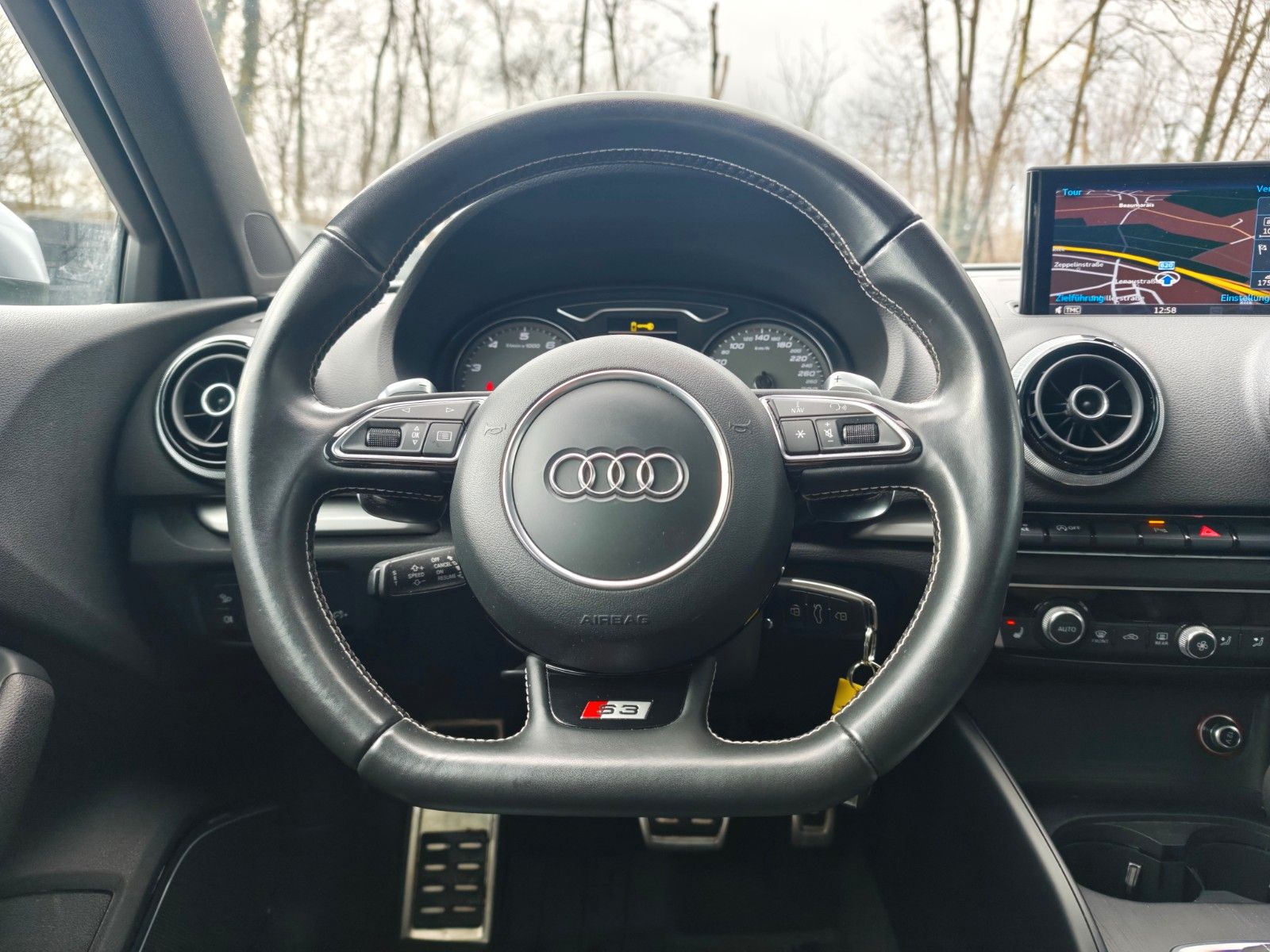 Fahrzeugabbildung Audi S3 2.0 TFSI *PANORAMA*B&O*MAGNETIC RIDE*LEDER*