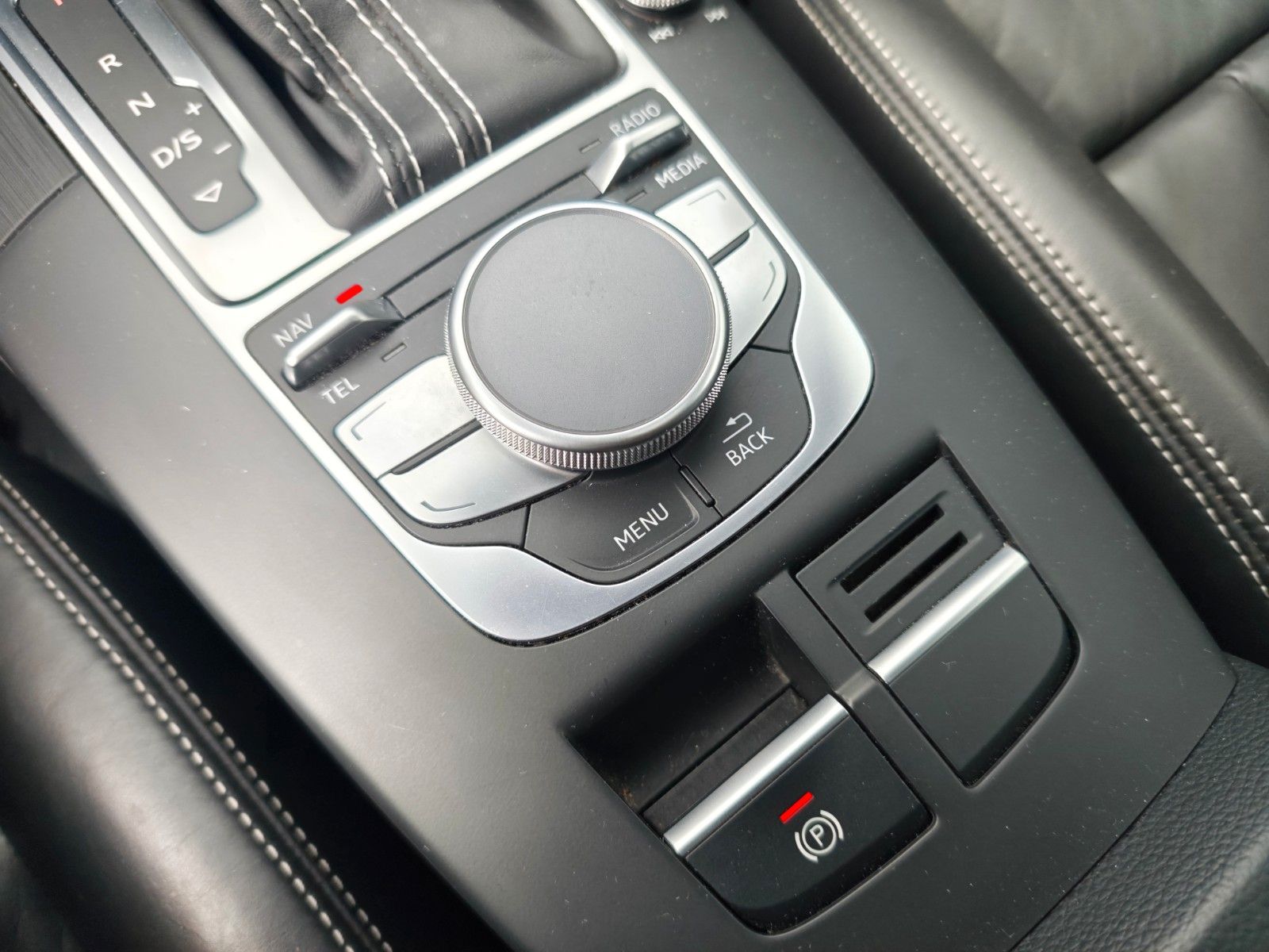 Fahrzeugabbildung Audi S3 2.0 TFSI *PANORAMA*B&O*MAGNETIC RIDE*LEDER*