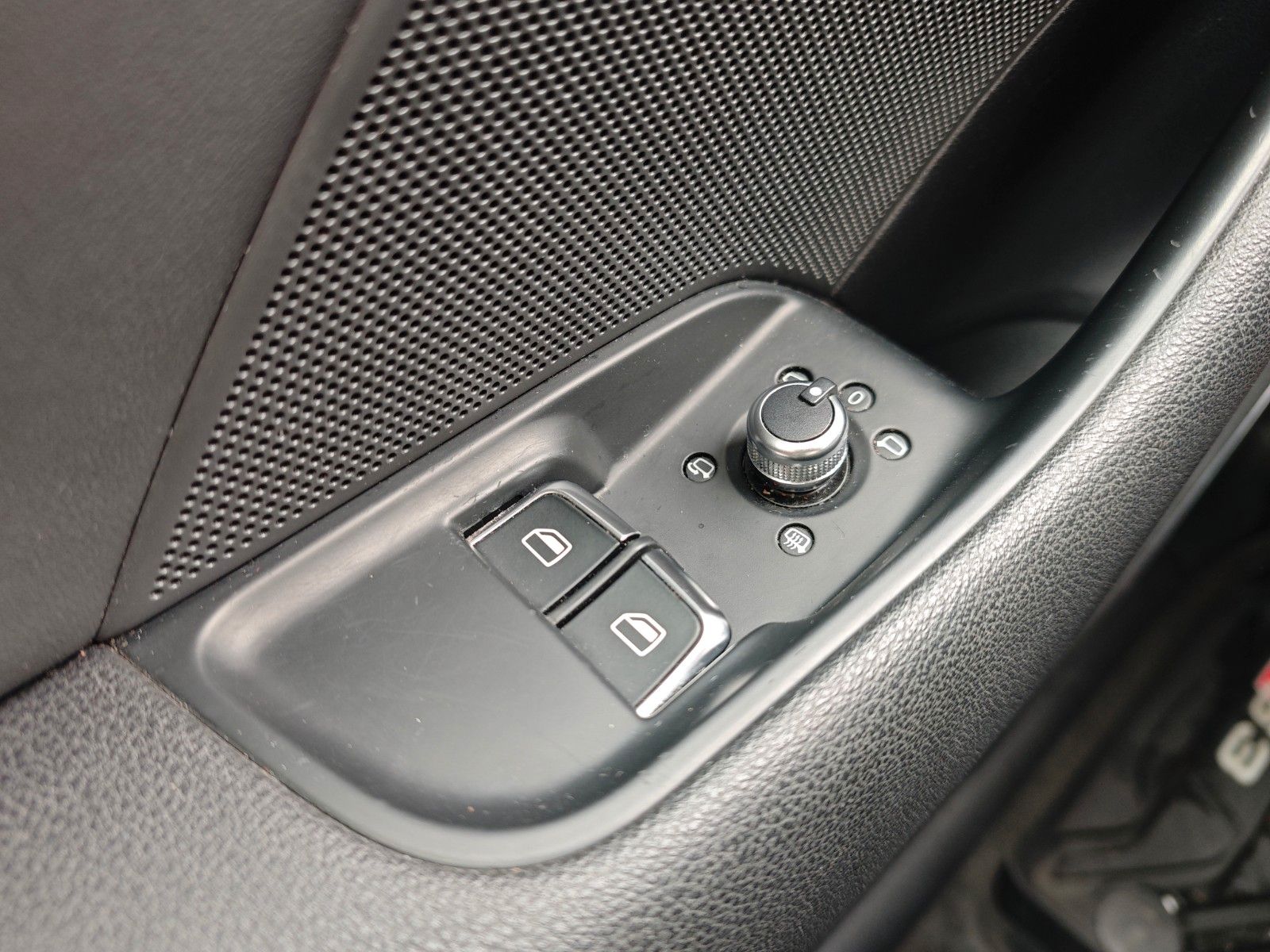 Fahrzeugabbildung Audi S3 2.0 TFSI *PANORAMA*B&O*MAGNETIC RIDE*LEDER*