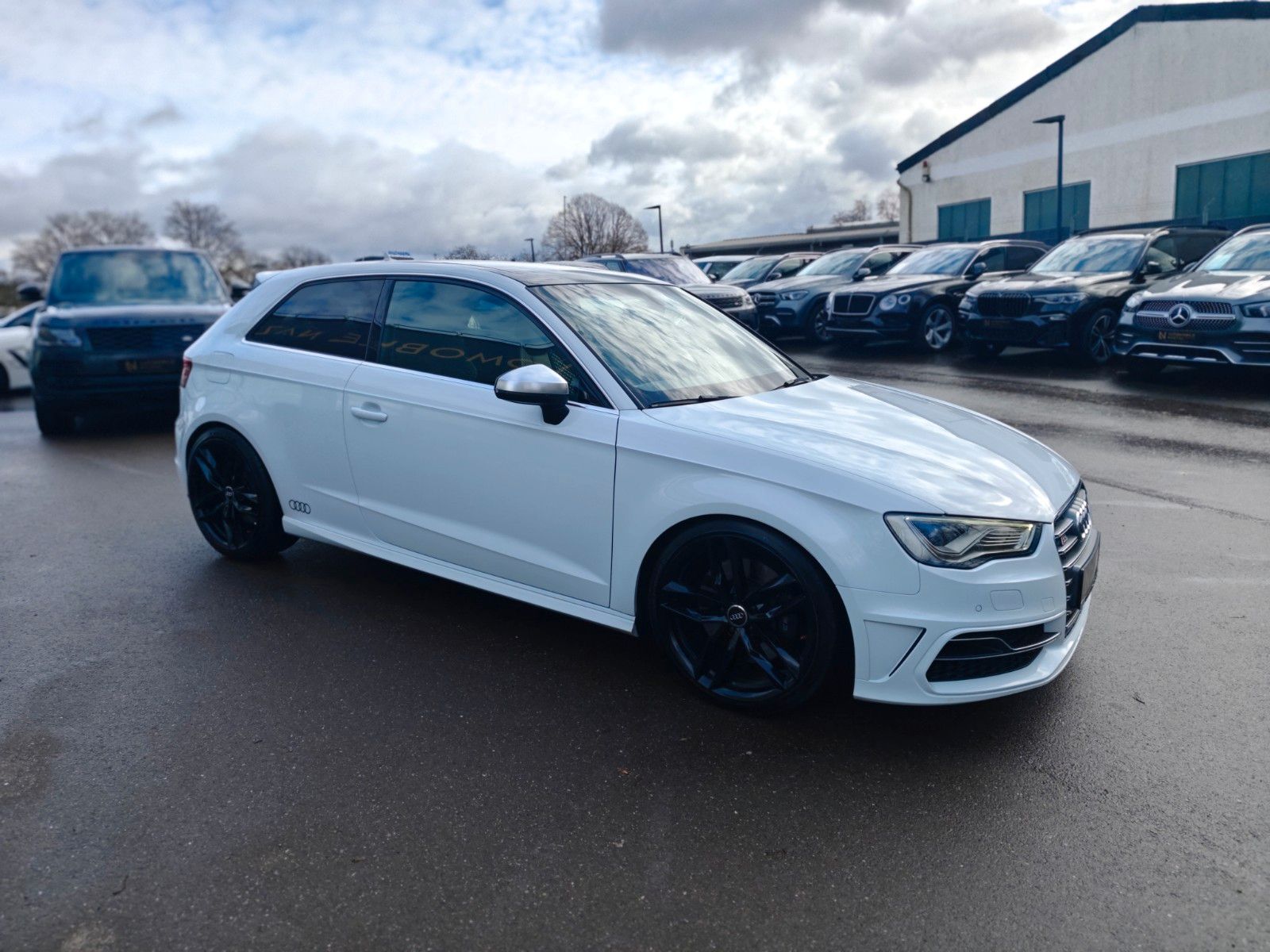 Fahrzeugabbildung Audi S3 2.0 TFSI *PANORAMA*B&O*MAGNETIC RIDE*LEDER*