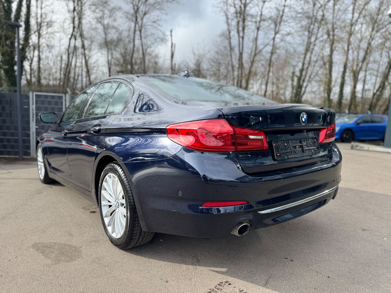 Fahrzeugabbildung BMW 530i xDRIVE*LUXURY-LINE*SHADOW*EL.SD*LEDER*TOP